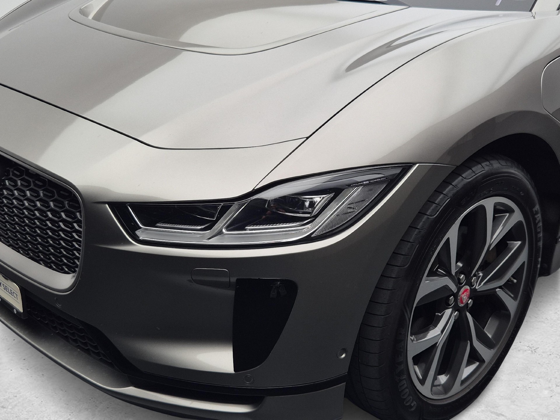 JAGUAR I-Pace EV400 HSE AWD-image-18