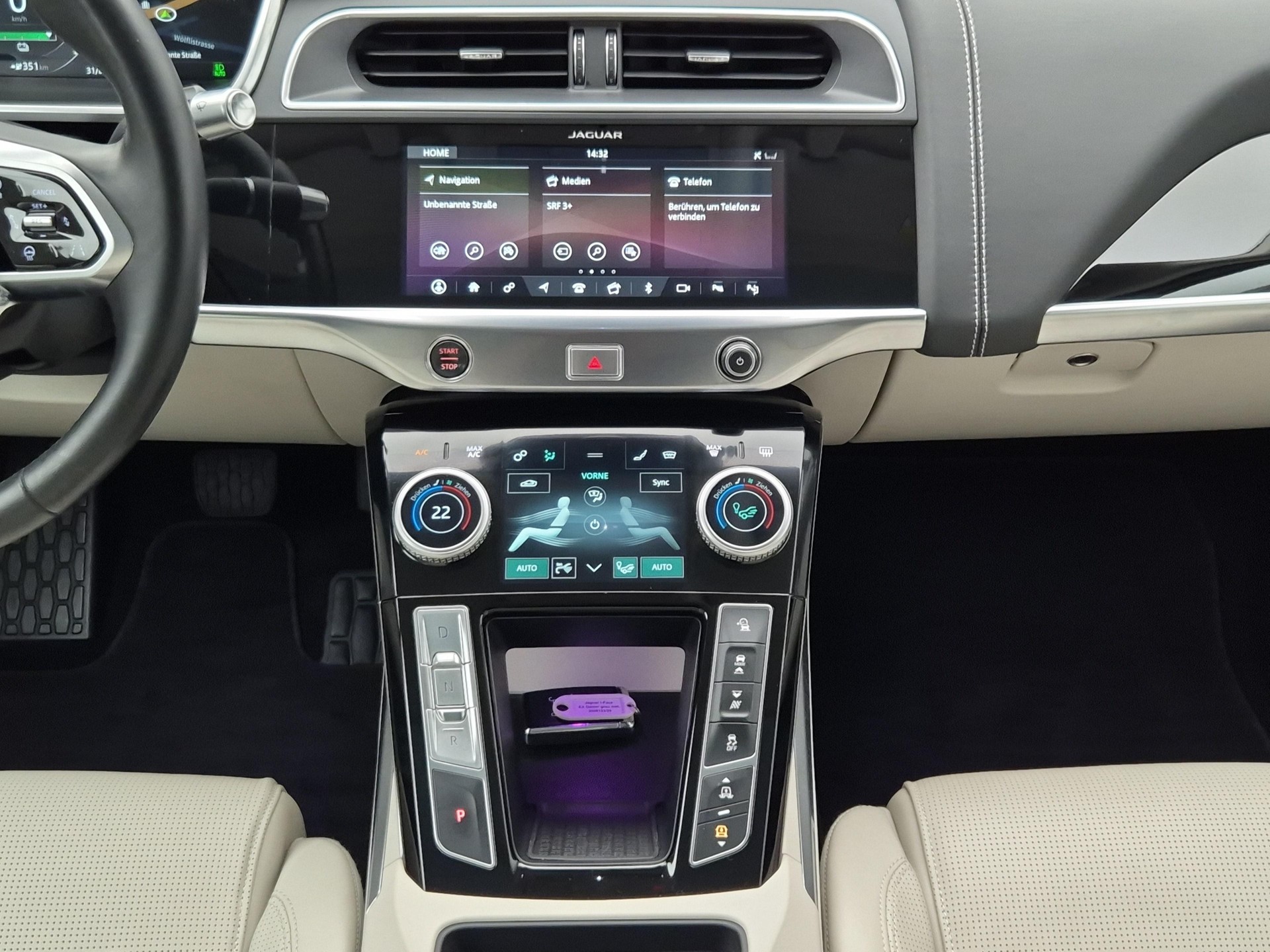 JAGUAR I-Pace EV400 HSE AWD-image-13