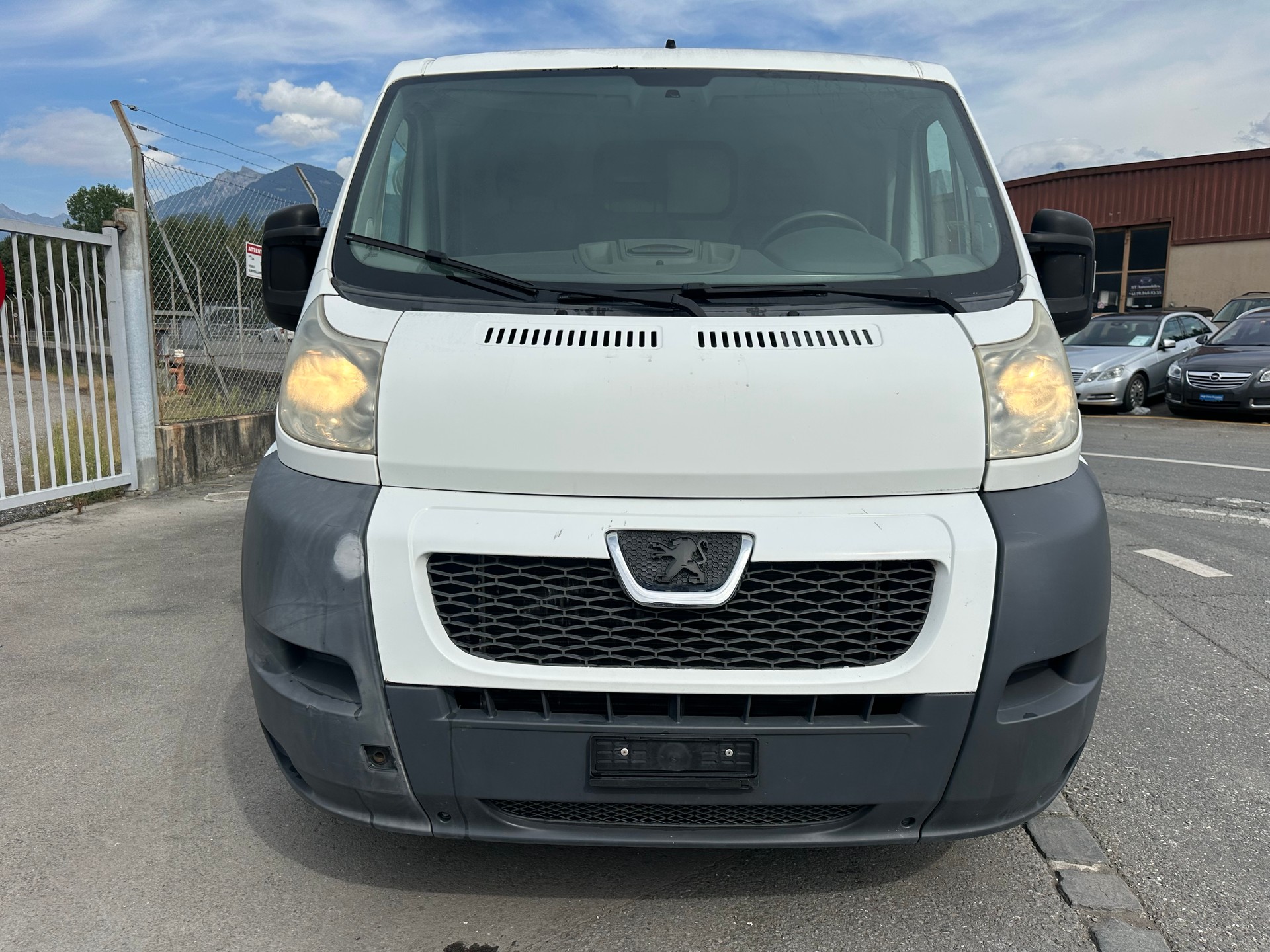PEUGEOT Boxer 2.2 HDI 330 L1H1-image-4