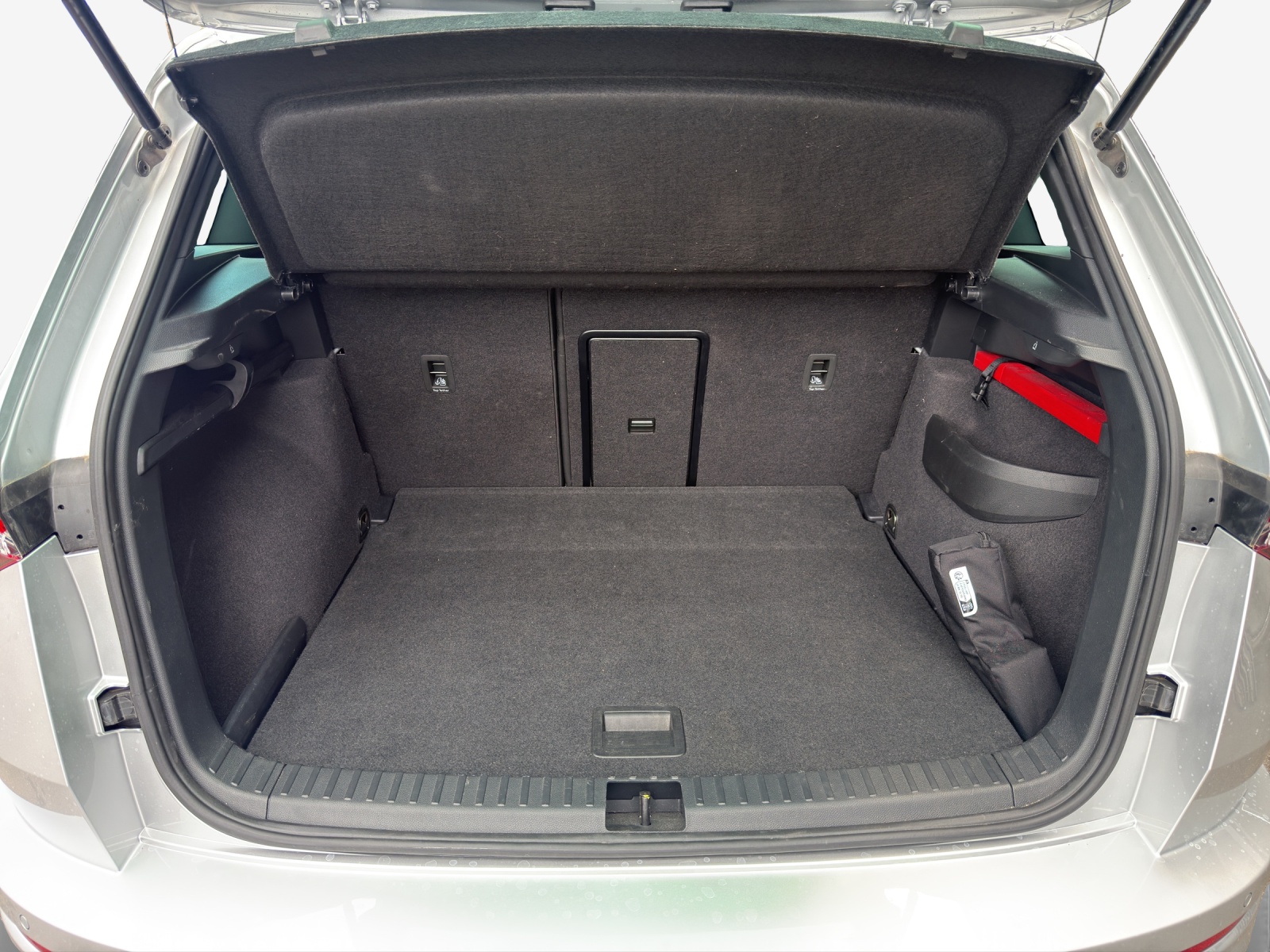 SKODA Karoq 2.0 TSI SportLine 4x4 DSG-image-12