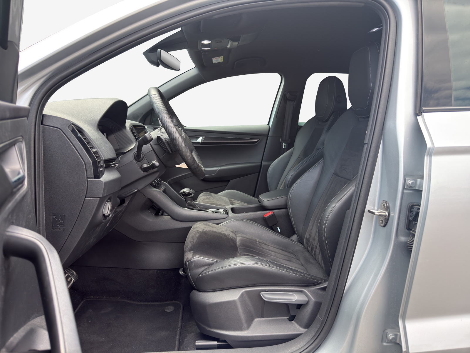 SKODA Karoq 2.0 TSI SportLine 4x4 DSG-image-7