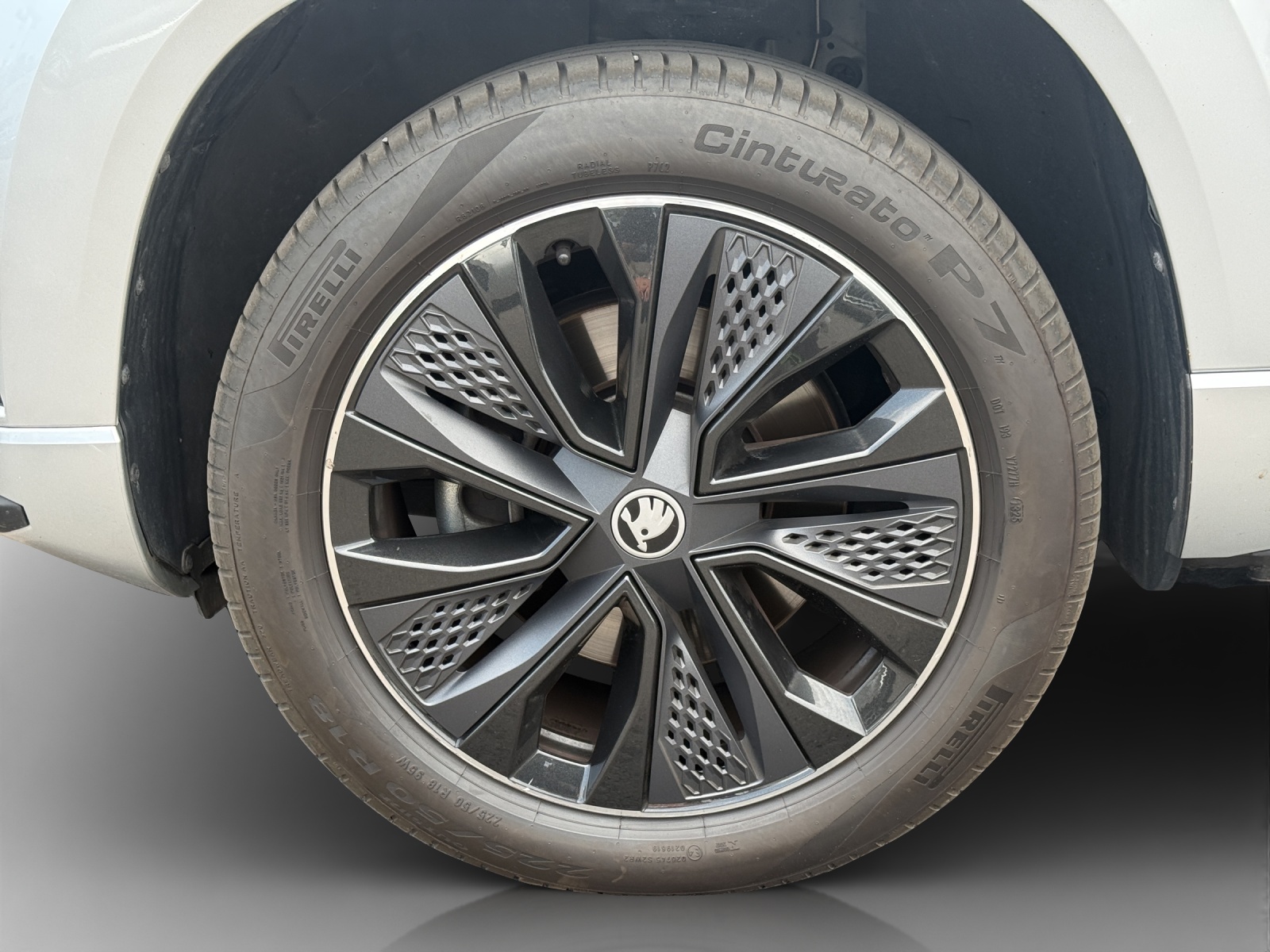 SKODA Karoq 2.0 TSI SportLine 4x4 DSG-image-13
