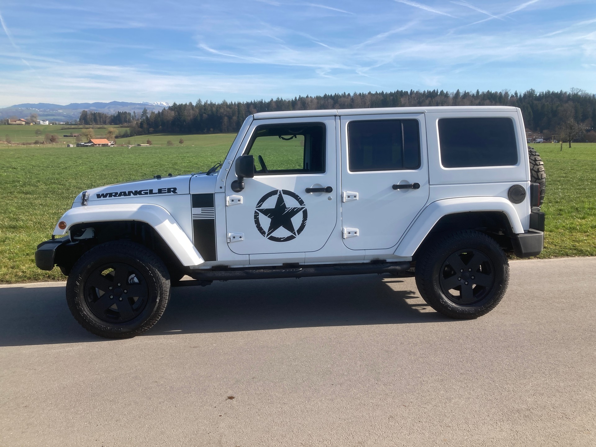 JEEP Wrangler 3.6 Unlimited Sahara Automatic hardtop-image-4