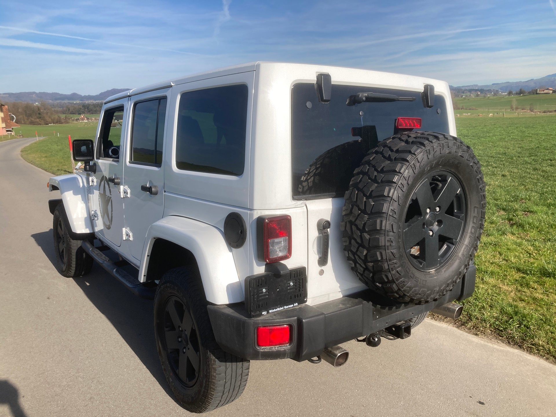 JEEP Wrangler 3.6 Unlimited Sahara Automatic hardtop-image-3
