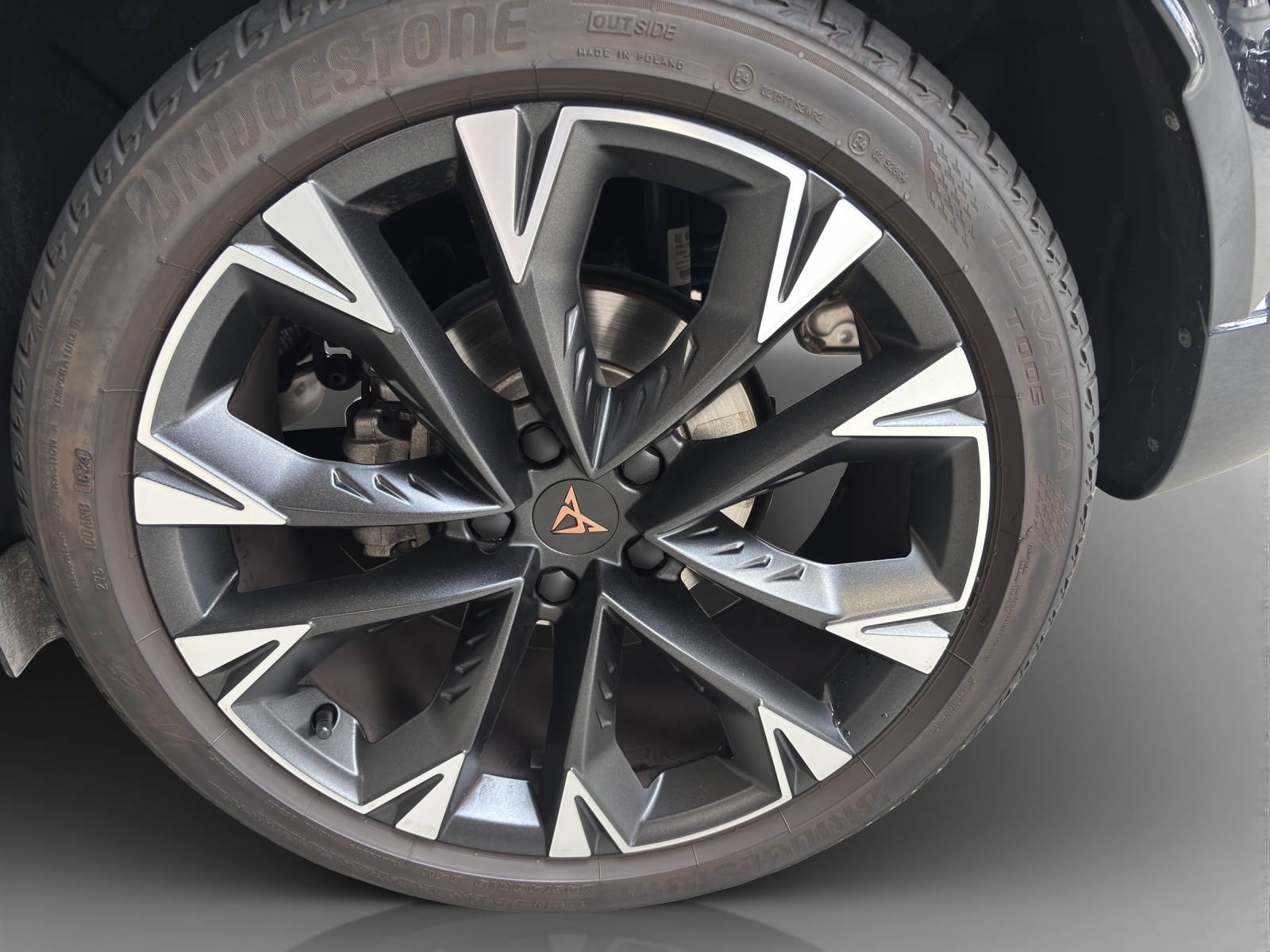 CUPRA Formentor 1.5 TSI DSG-image-16