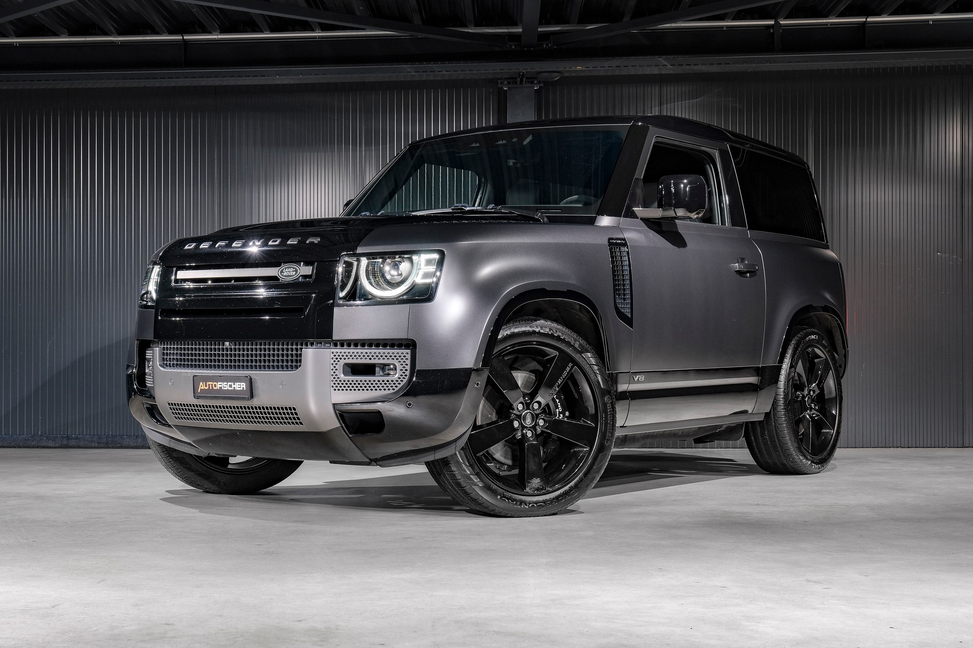 LAND ROVER Defender 90 V8 5.0 Carpathian Edition AT8-image-0