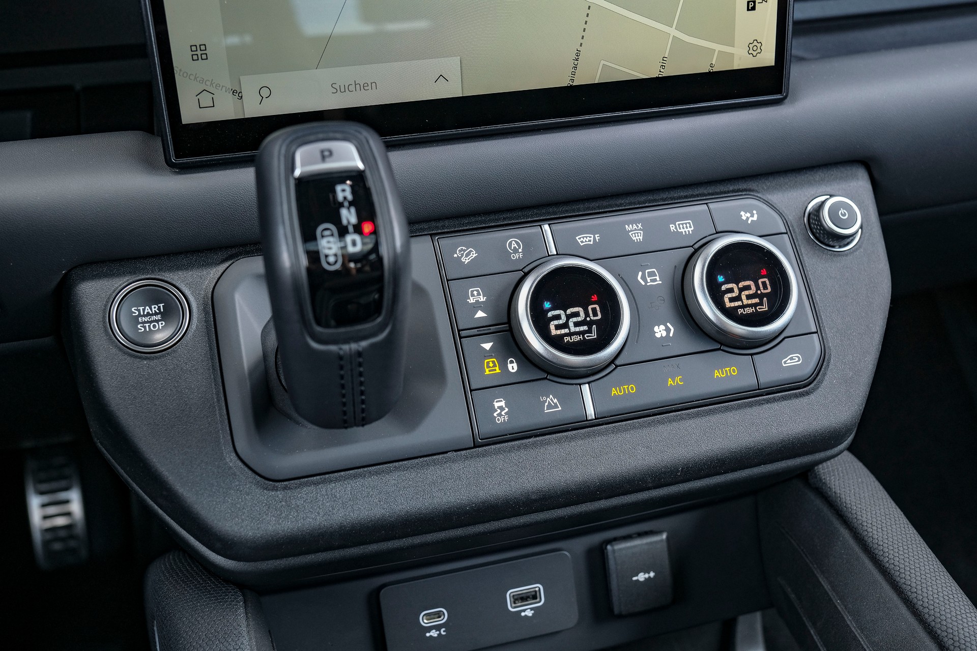 LAND ROVER Defender 90 V8 5.0 Carpathian Edition AT8-image-19