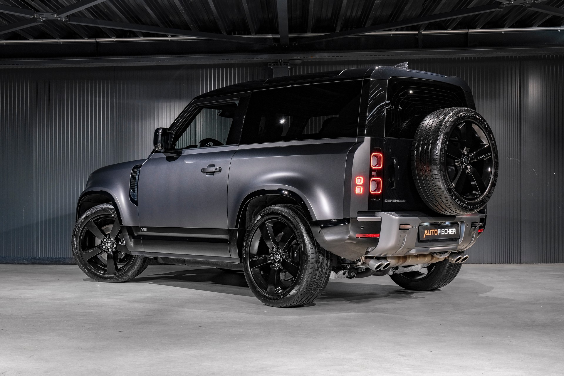 LAND ROVER Defender 90 V8 5.0 Carpathian Edition AT8-image-1