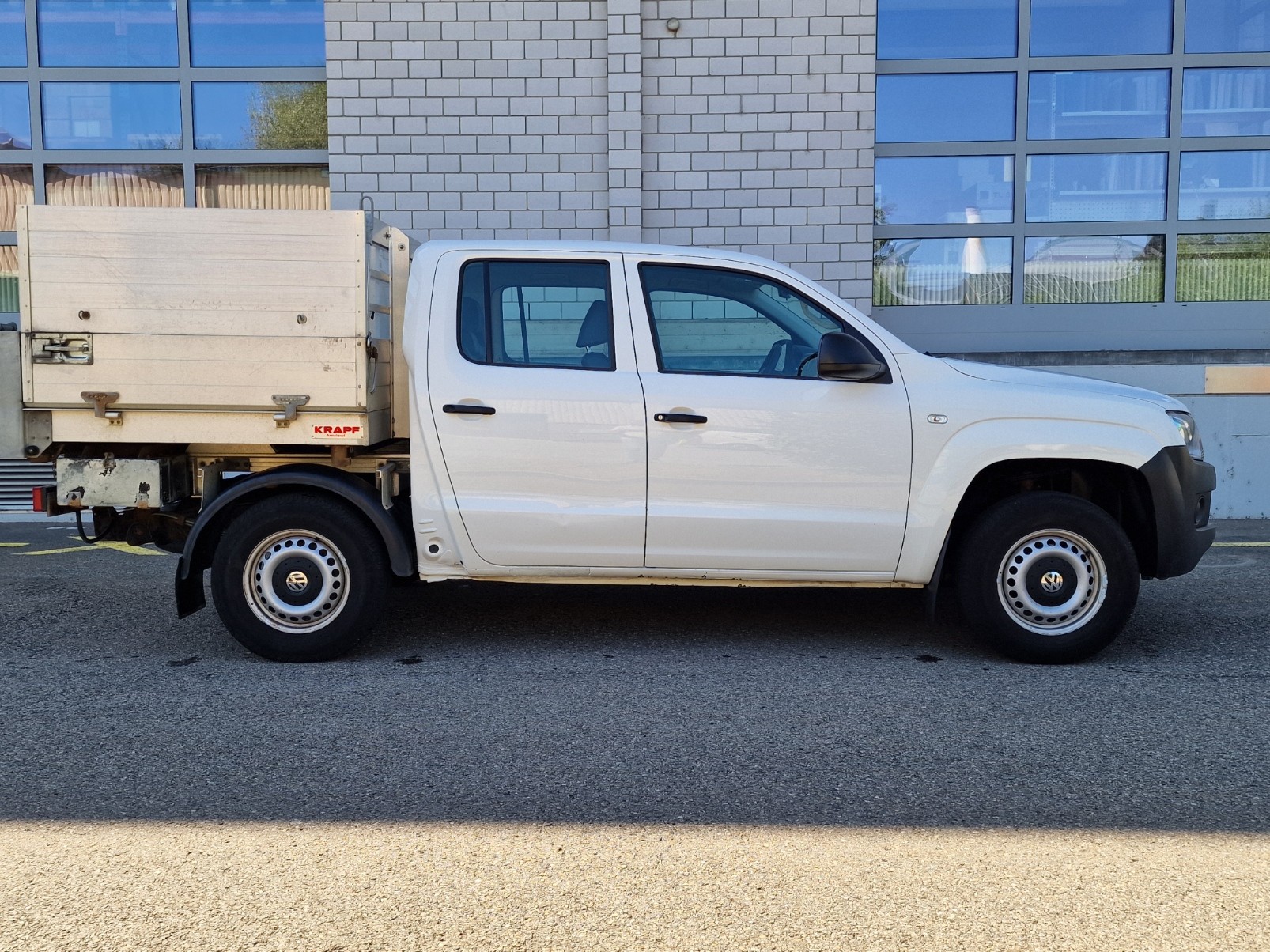 VW Amarok 2.0 TDI Trendline 4Motion permanent-image-3
