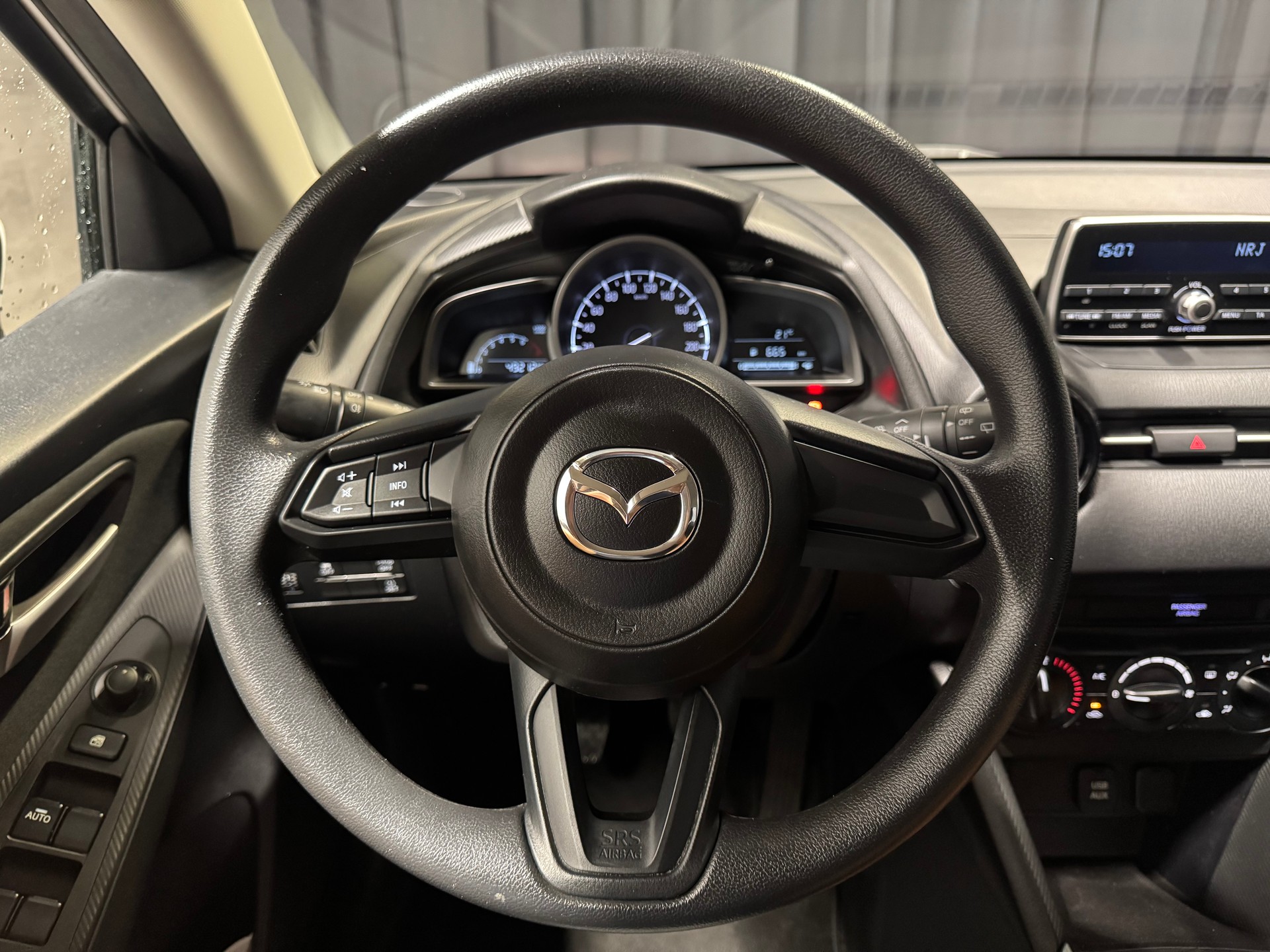 MAZDA 2 SKYACTIV-G 75 Challenge (54)-image-9