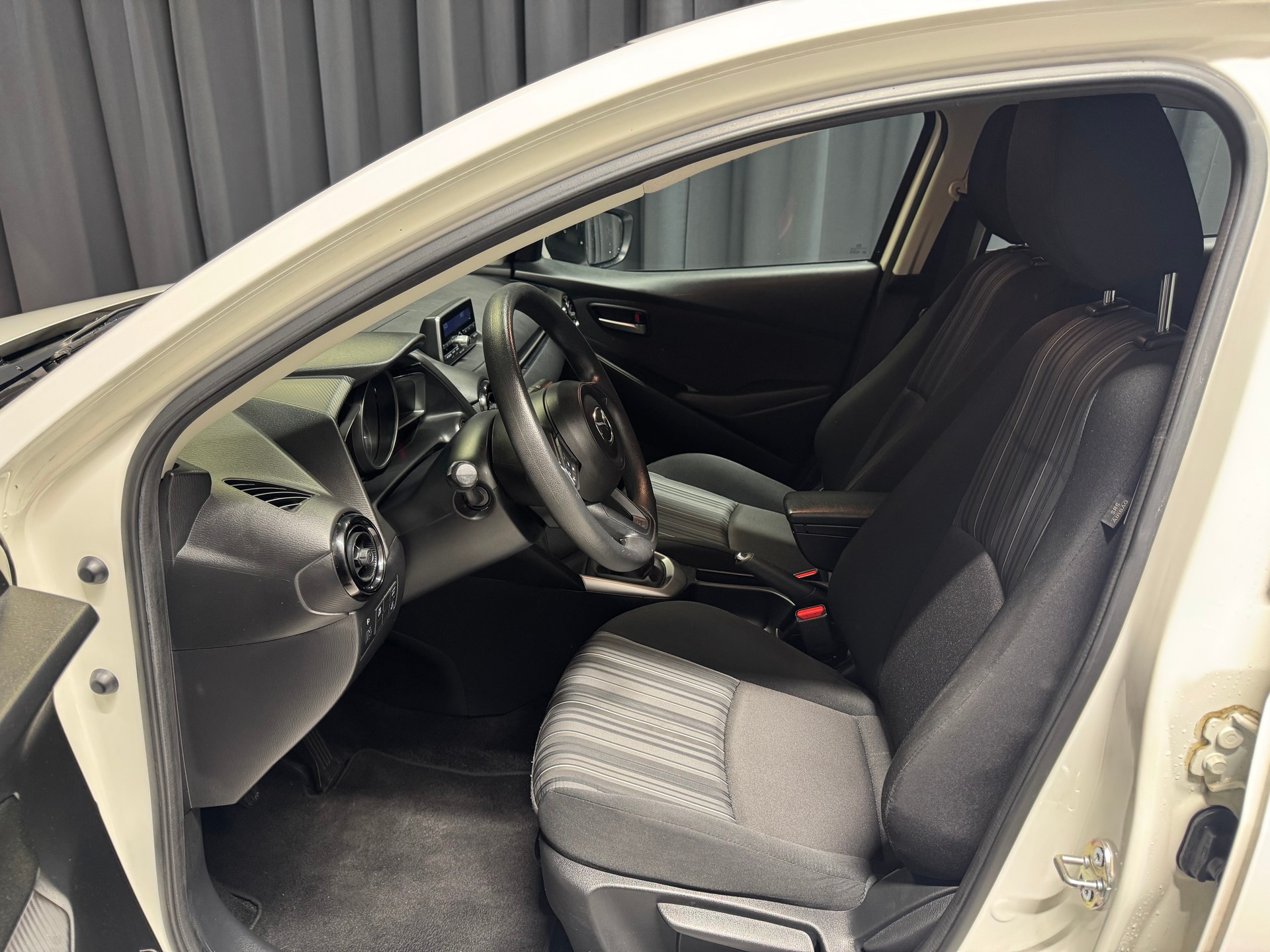 MAZDA 2 SKYACTIV-G 75 Challenge (54)-image-6