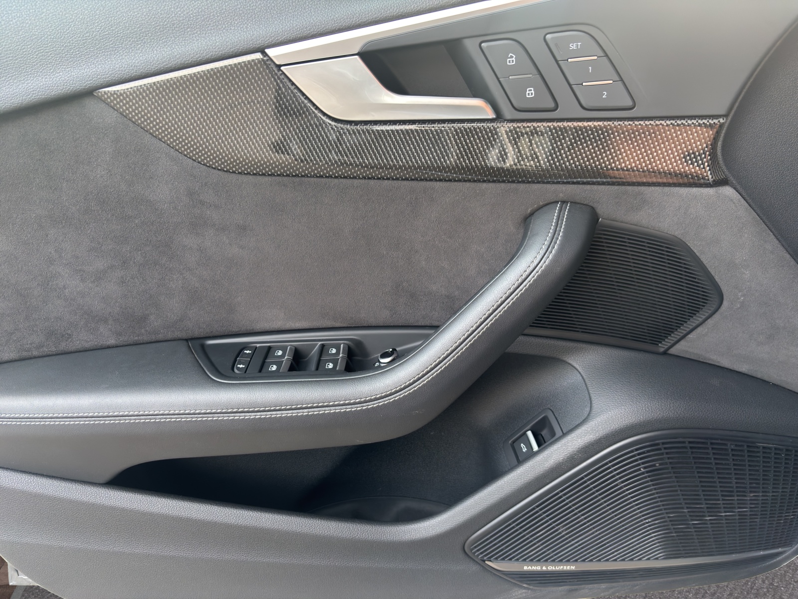 AUDI S4 Avant 3.0 TFSI quattro tiptronic-image-9