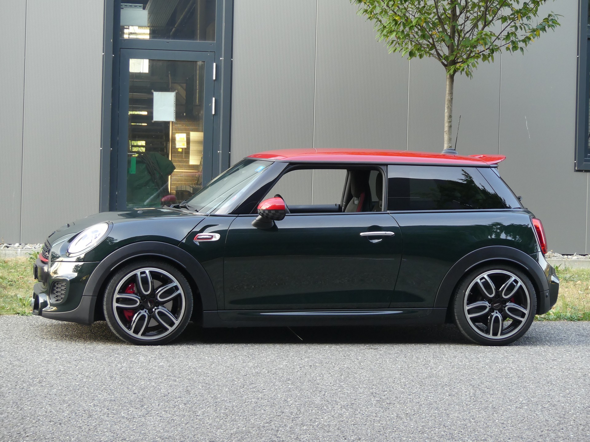 MINI Cooper JCW-image-13