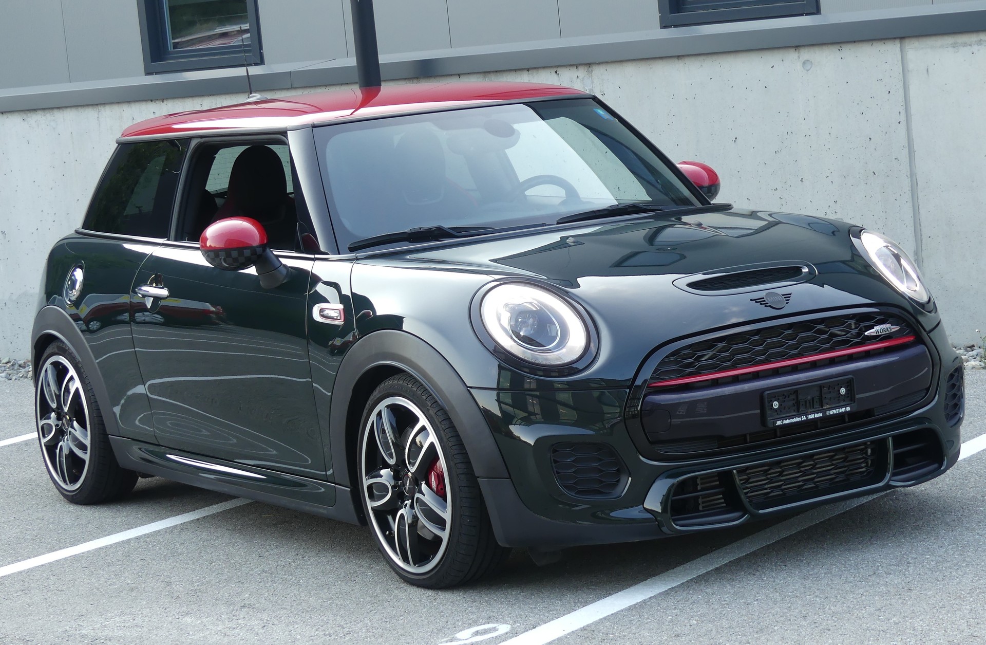 MINI Cooper JCW-image-4