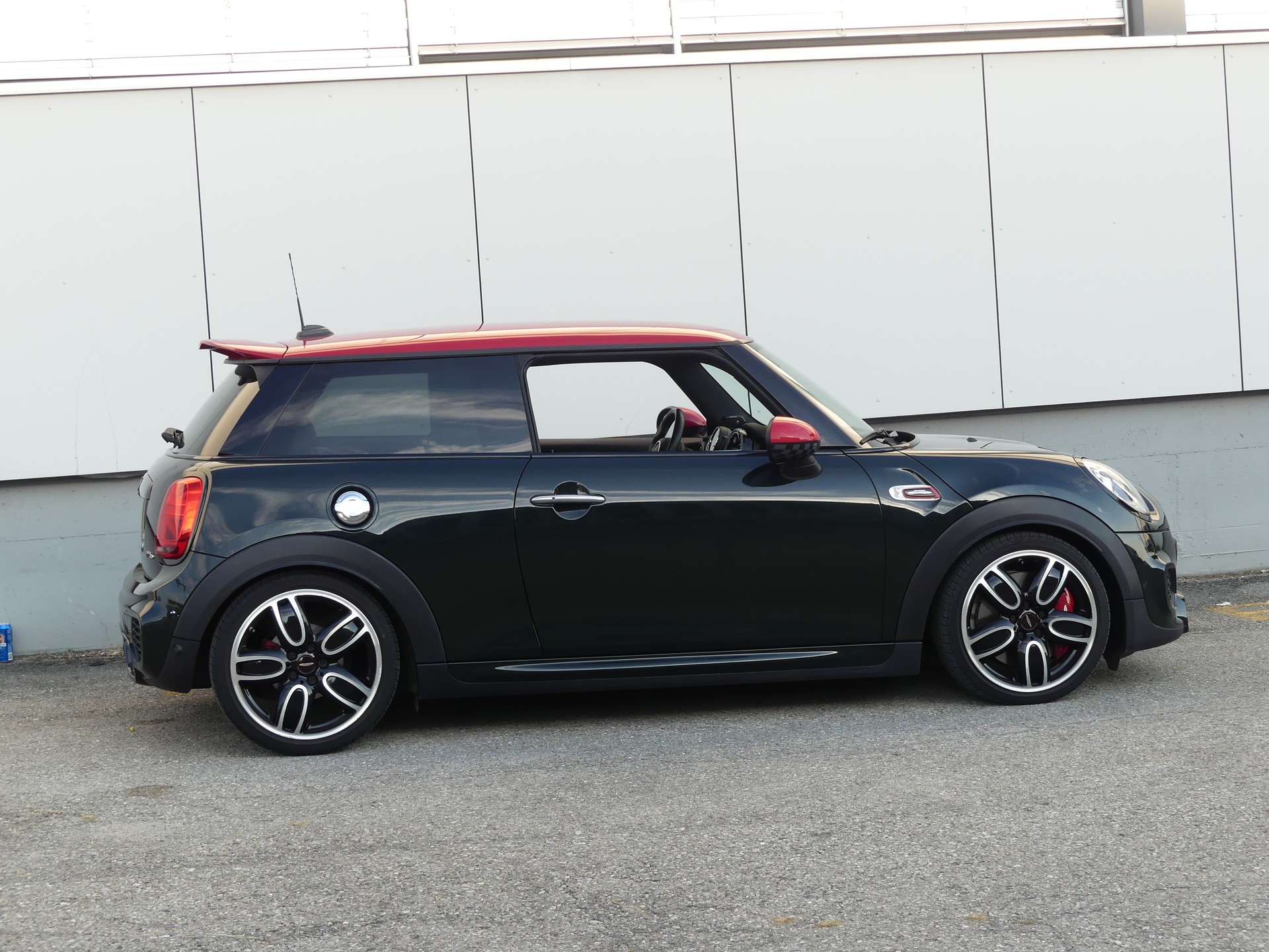 MINI Cooper JCW-image-12