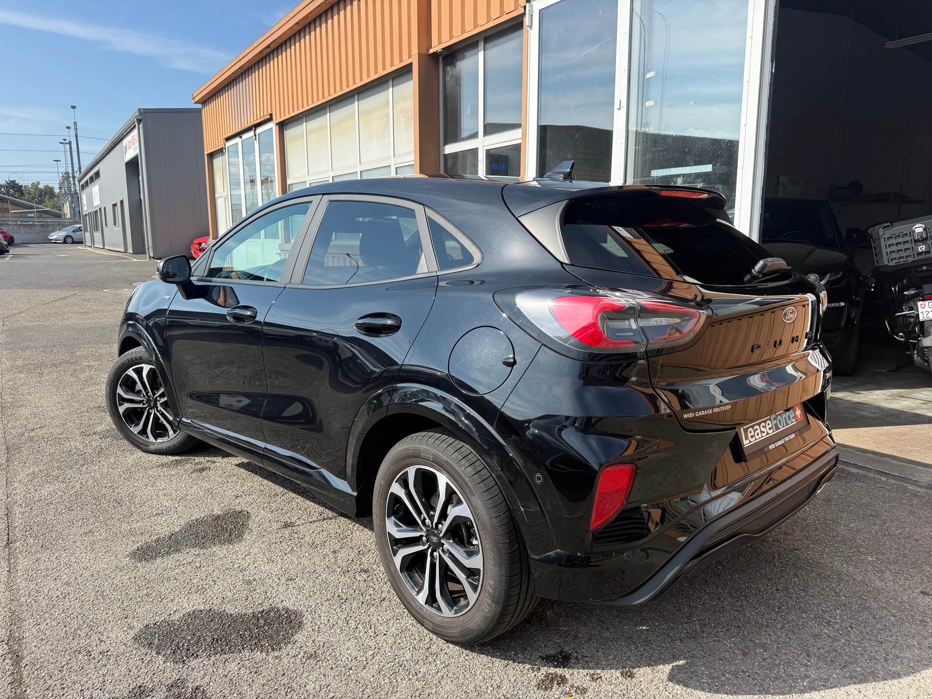 FORD Puma 1.0 MHEV ST-Line-image-3
