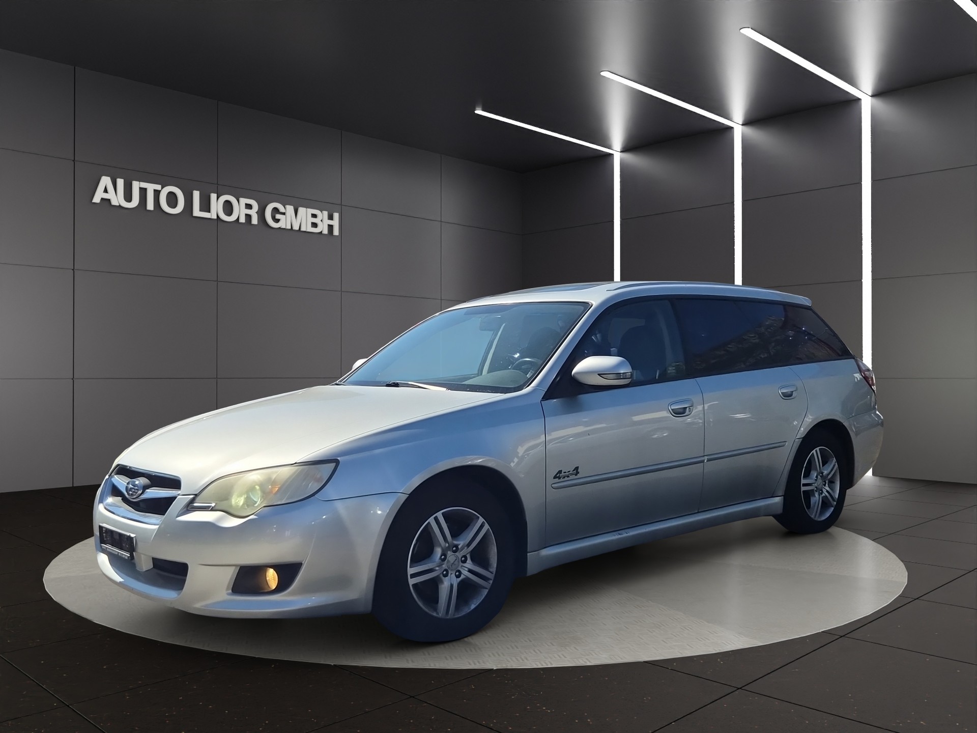 SUBARU Legacy 2.0R AWD Swiss-image-6