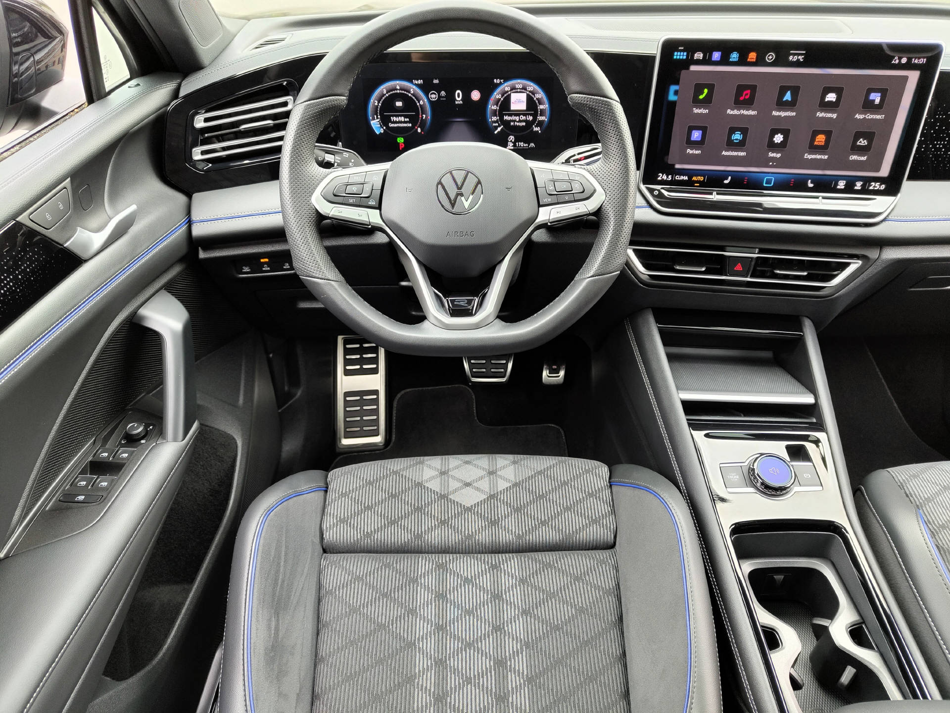 VW Tiguan 2.0 TSI R-Line DSG 4Motion-image-4