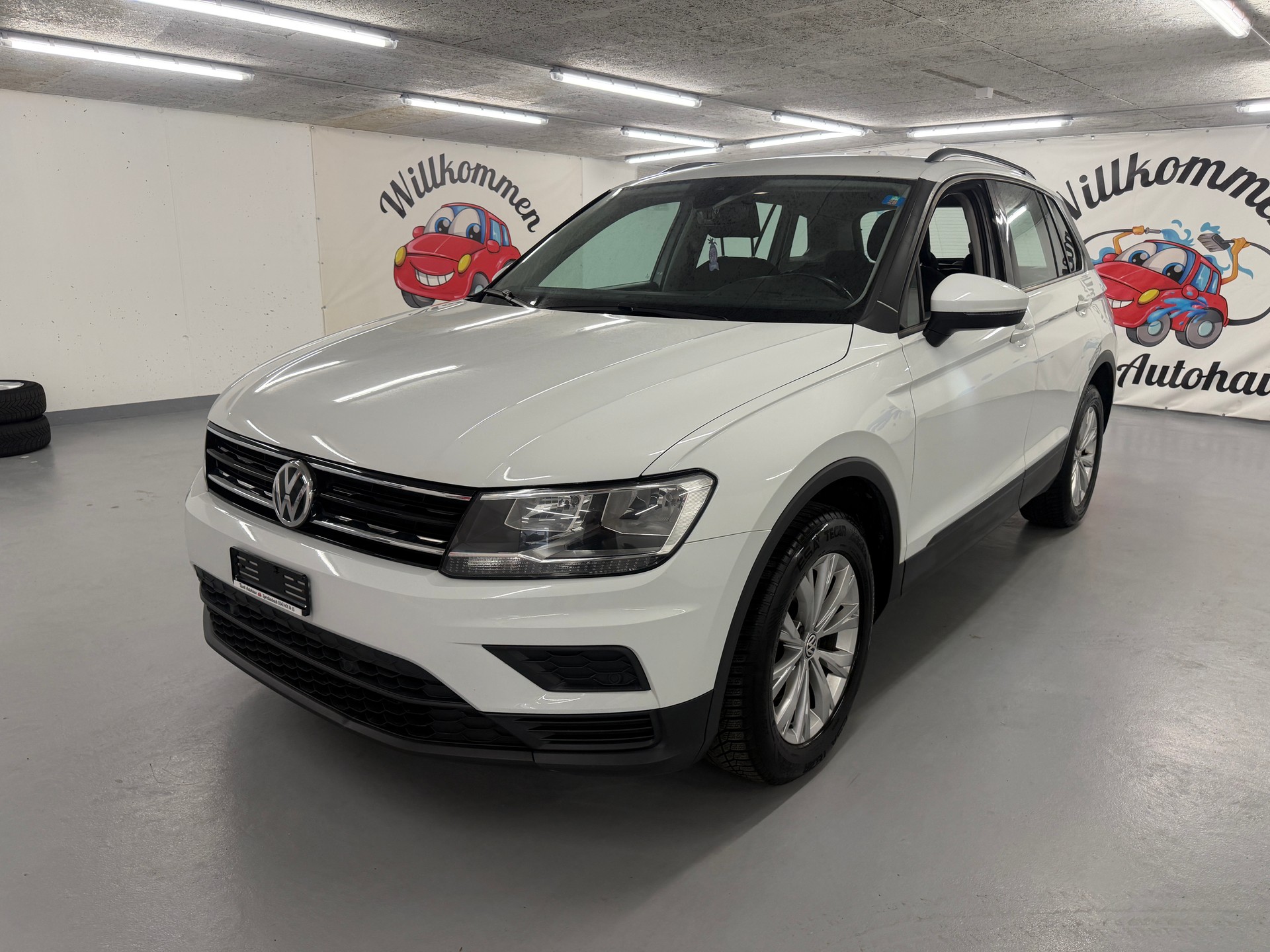 VW Tiguan 2.0 TDI SCR Comfortline 4Motion DSG-image-0