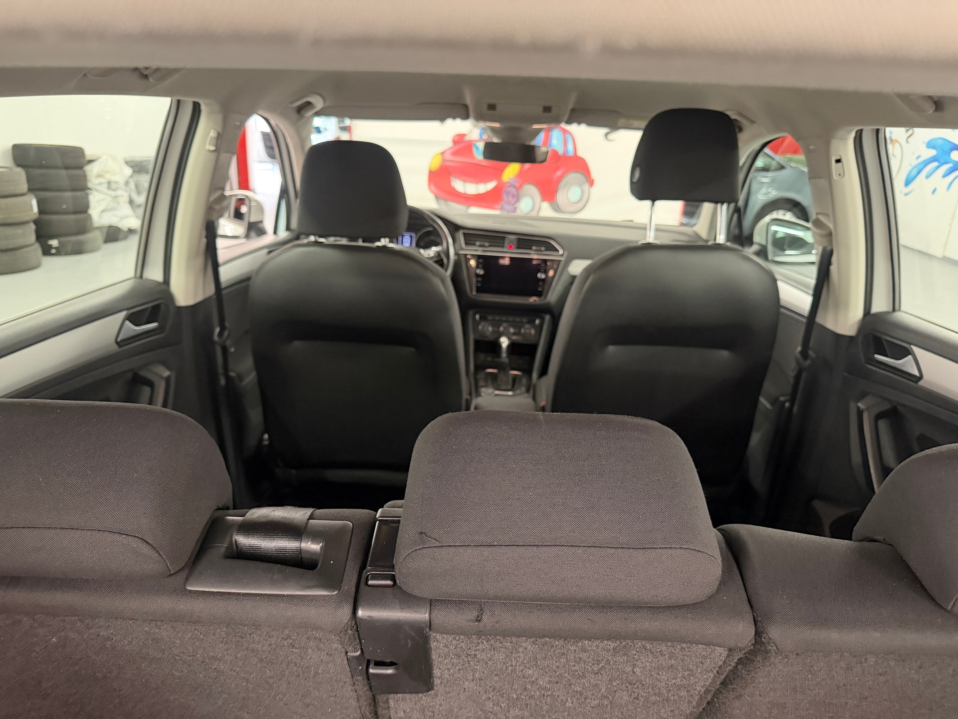 VW Tiguan 2.0 TDI SCR Comfortline 4Motion DSG-image-7