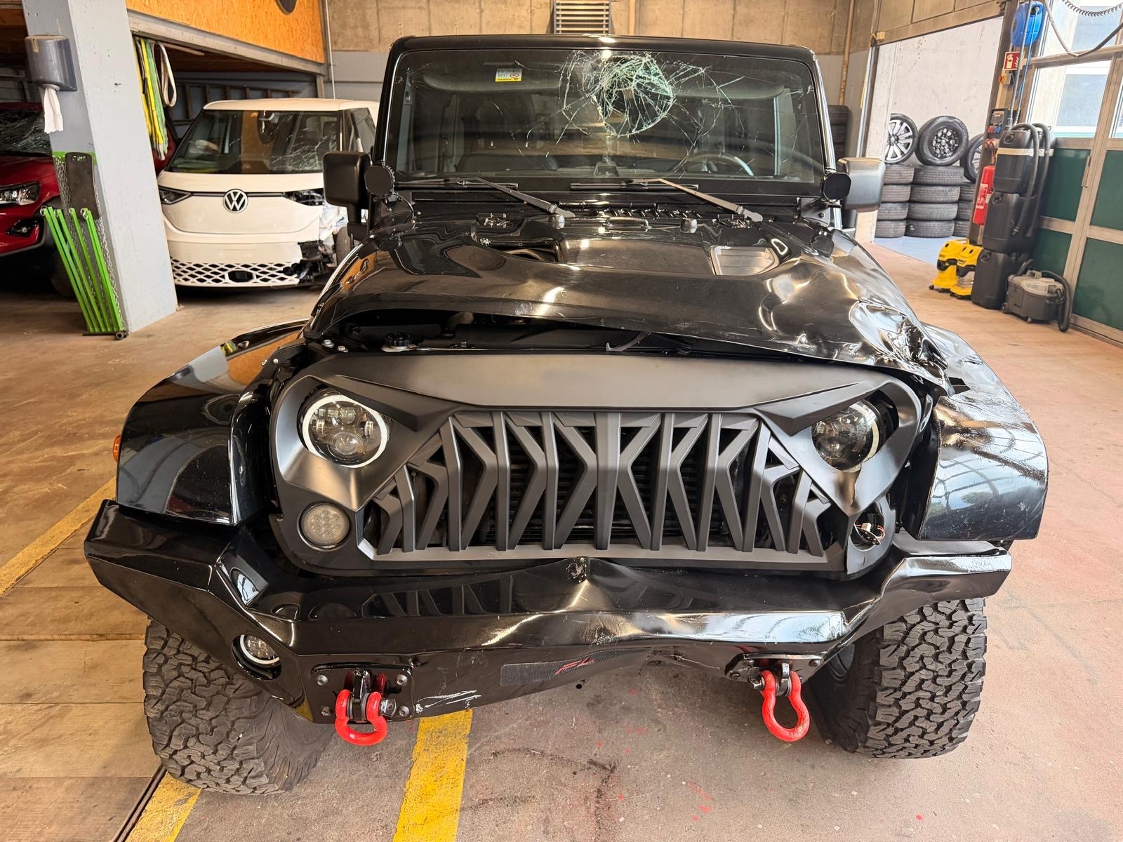 JEEP Wrangler 2.8CRD Unlimited-image-5