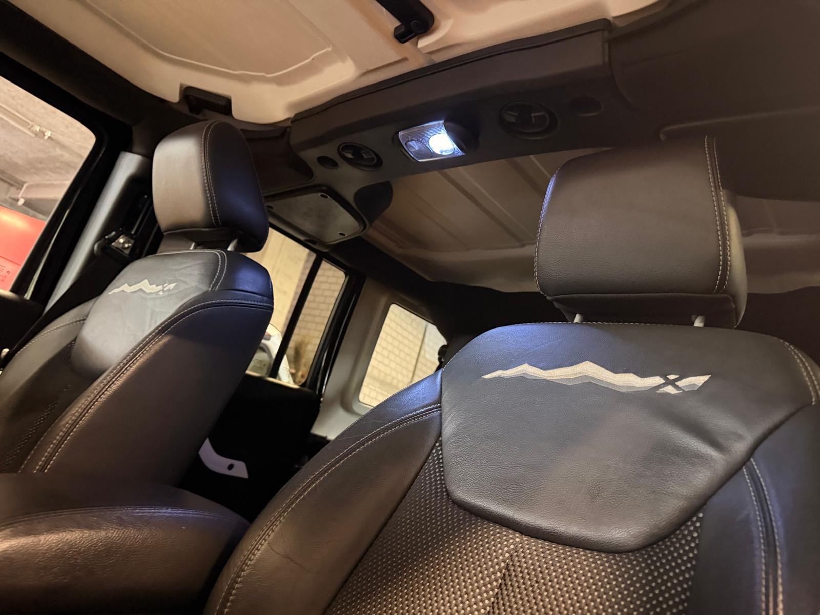 JEEP Wrangler 2.8CRD Unlimited-image-13