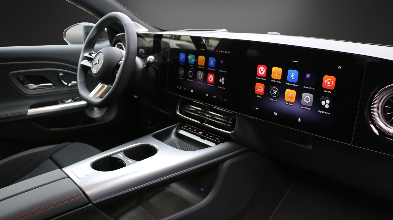 MERCEDES-BENZ CLA 220 8G-DCT 4Matic-image-5