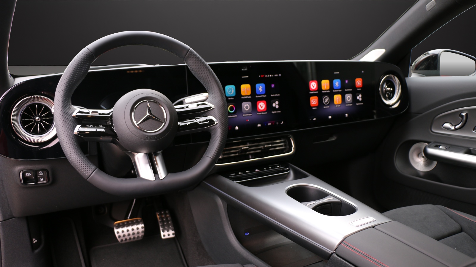MERCEDES-BENZ CLA 220 8G-DCT 4Matic-image-4