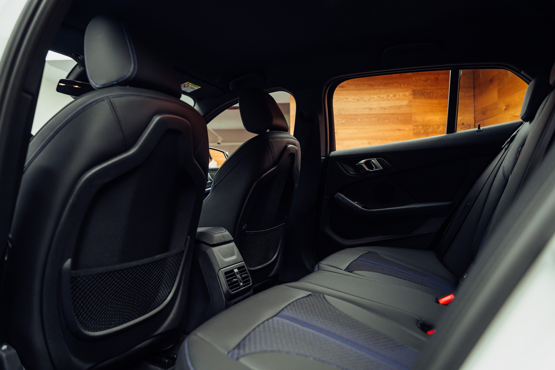 BMW M135i xDrive Steptronic-image-8