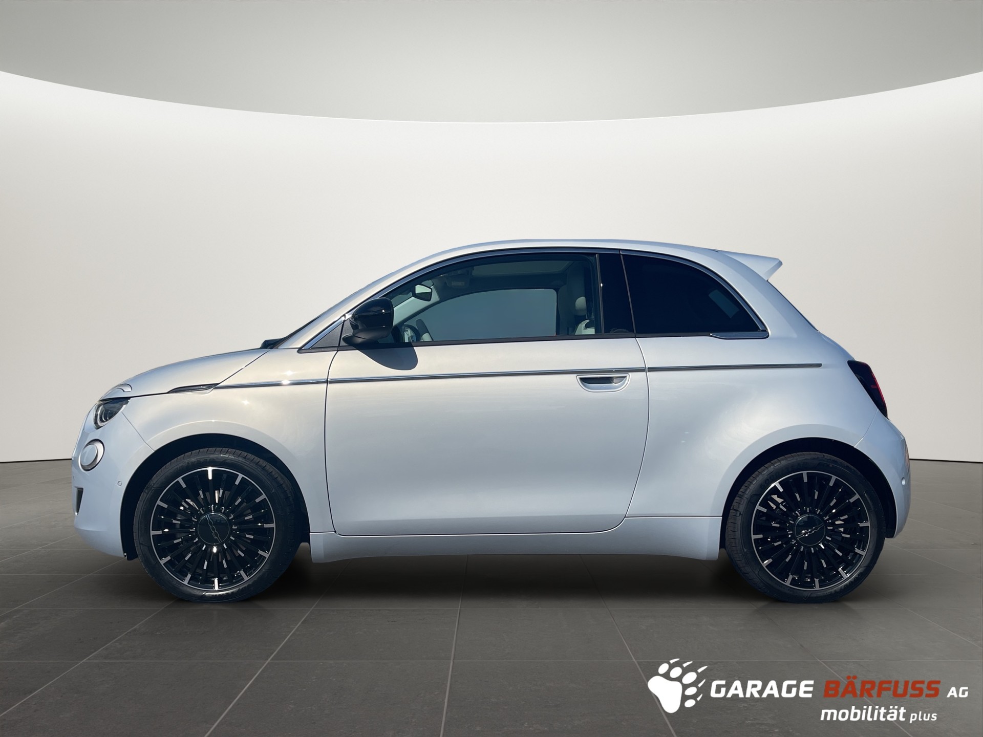 FIAT 500La Prima 3+1-showroom-element-1