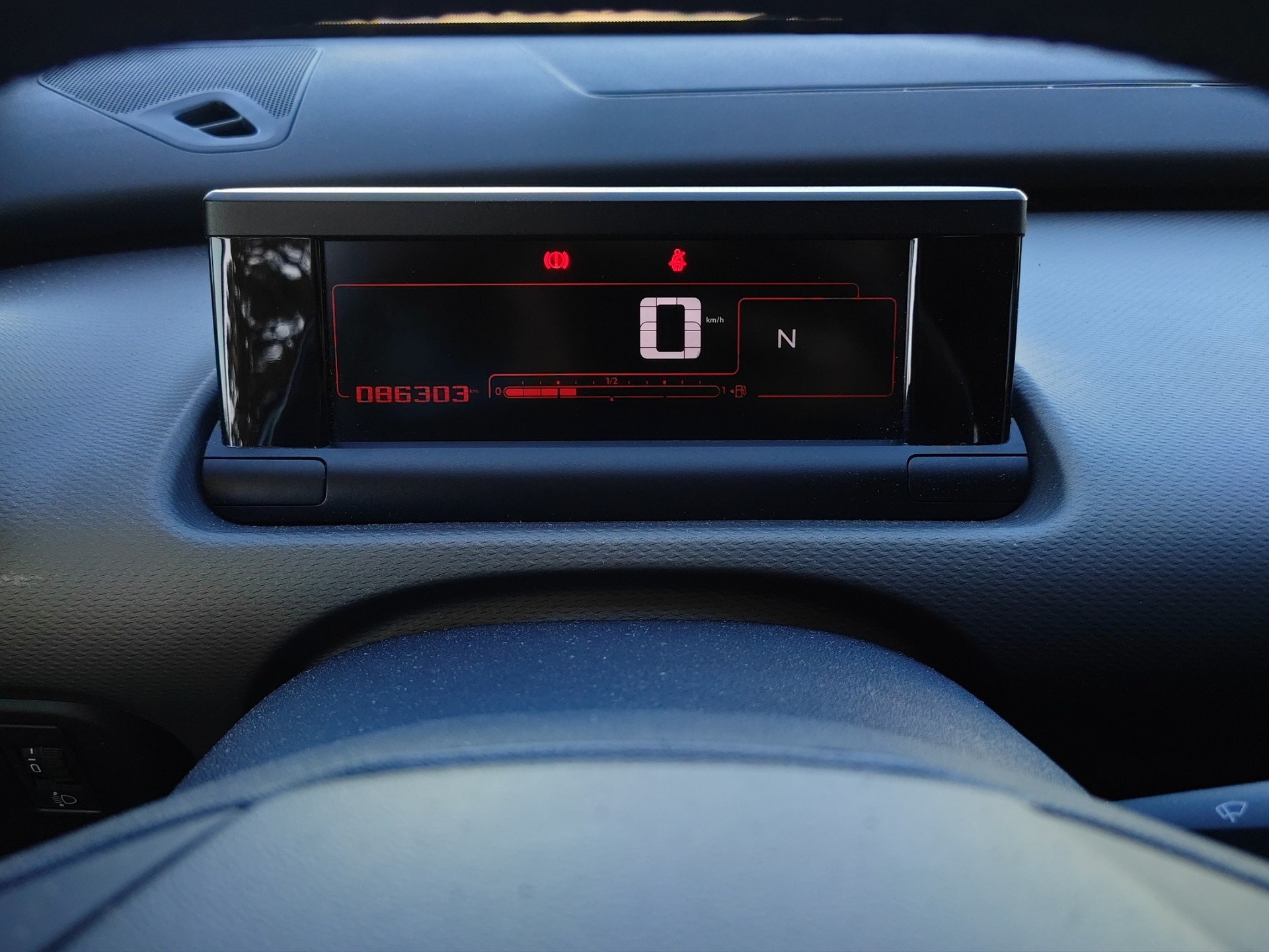 CITROEN C4 Cactus 1.2 e-VTi Shine Edition ETG-image-10