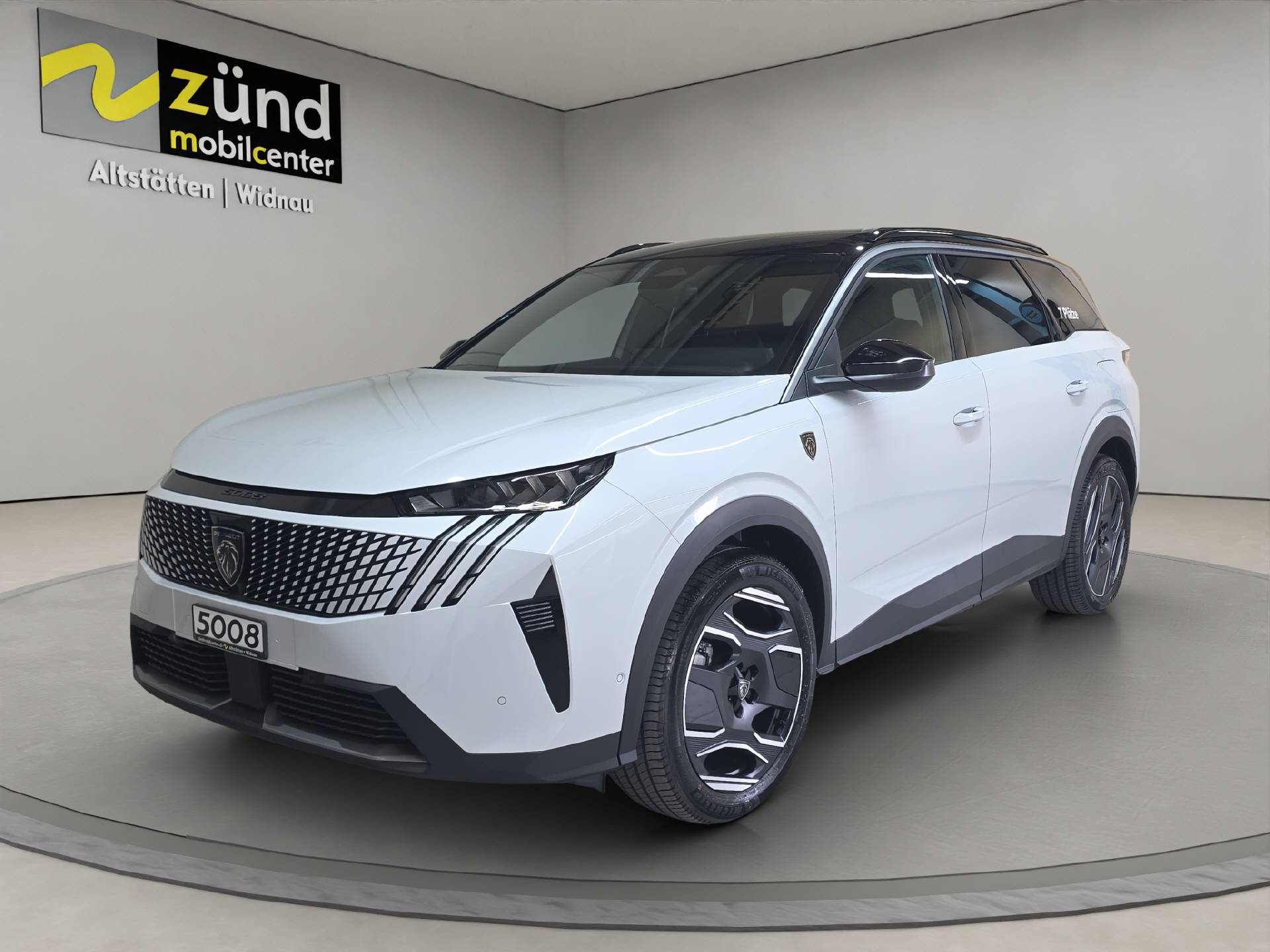 PEUGEOT 5008 1.6 PHEV 225 GT Exclusive-image-0
