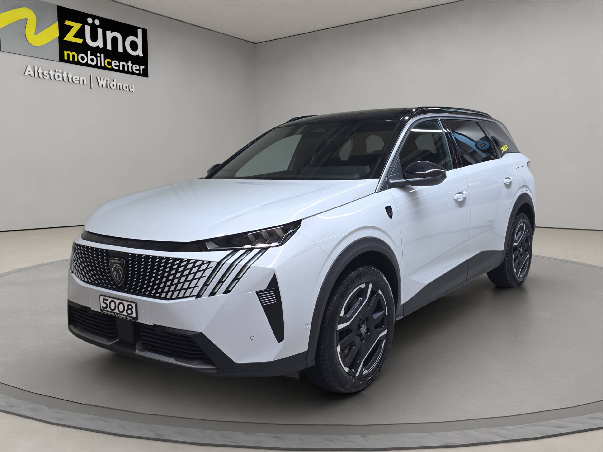 PEUGEOT 5008 1.6 PHEV 225 GT Exclusive-image-1