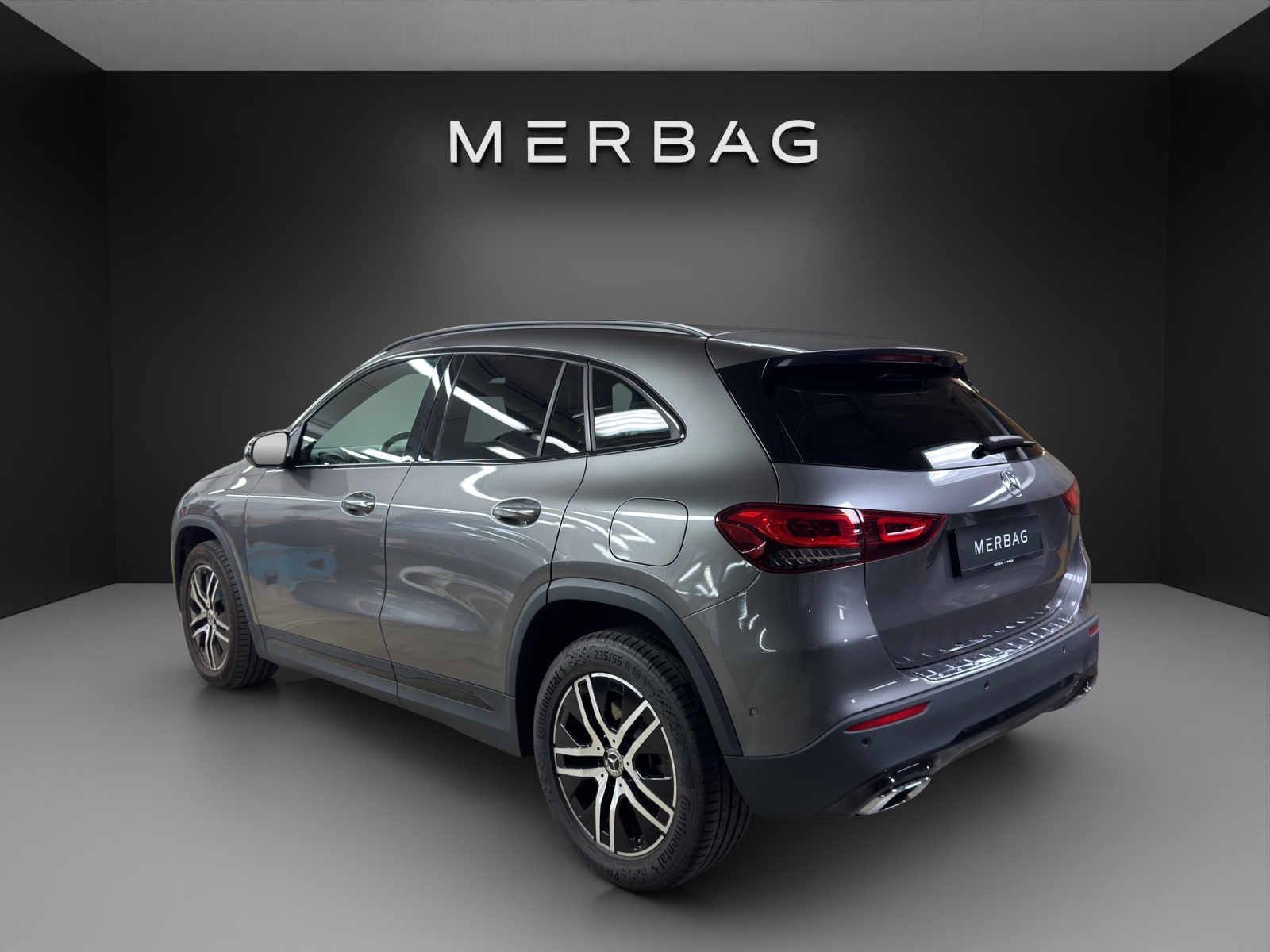 MERCEDES-BENZ GLA 250e Progressive 8G-D-image-2