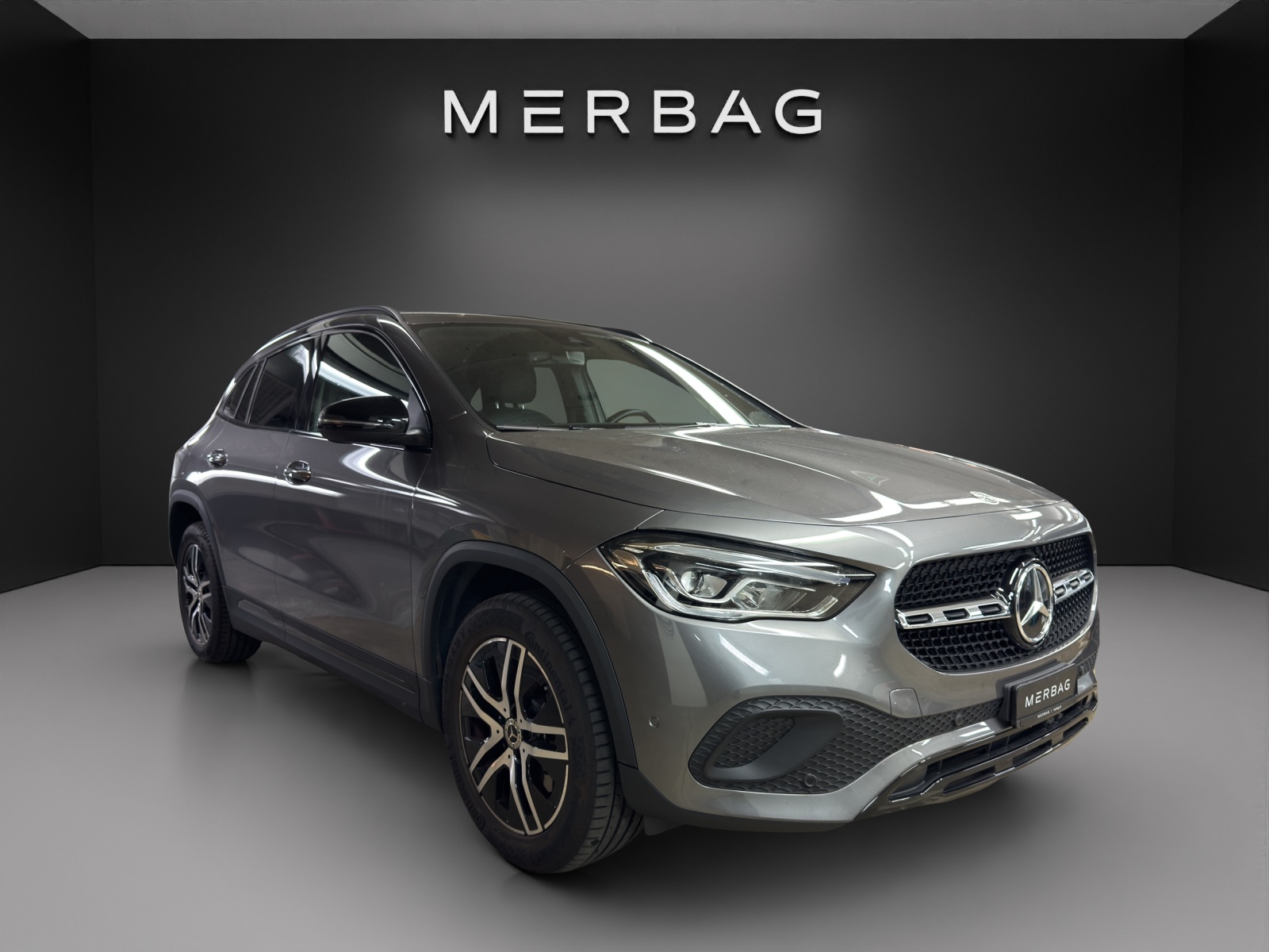 MERCEDES-BENZ GLA 250e Progressive 8G-D-image-5
