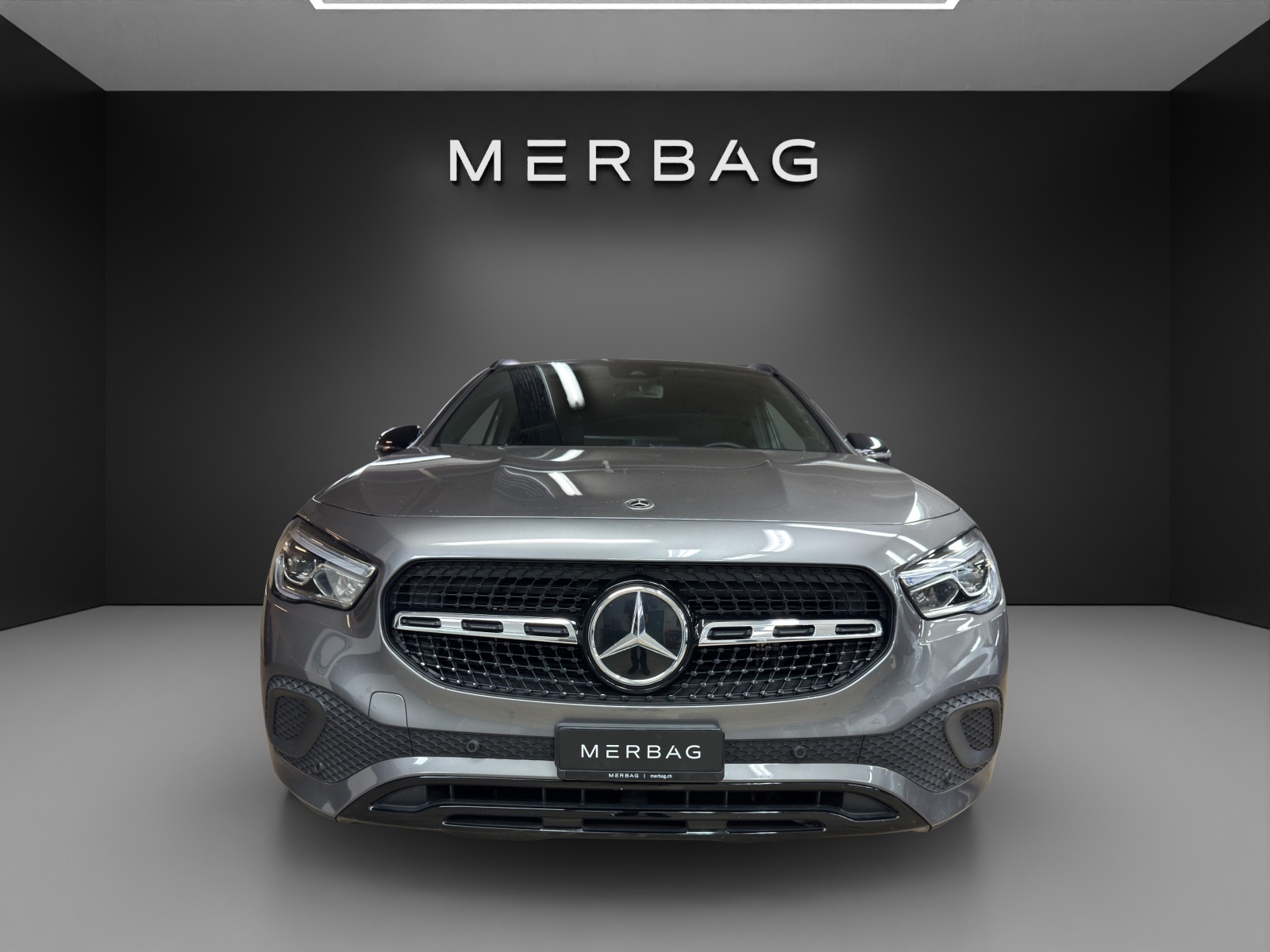 MERCEDES-BENZ GLA 250e Progressive 8G-D-image-6
