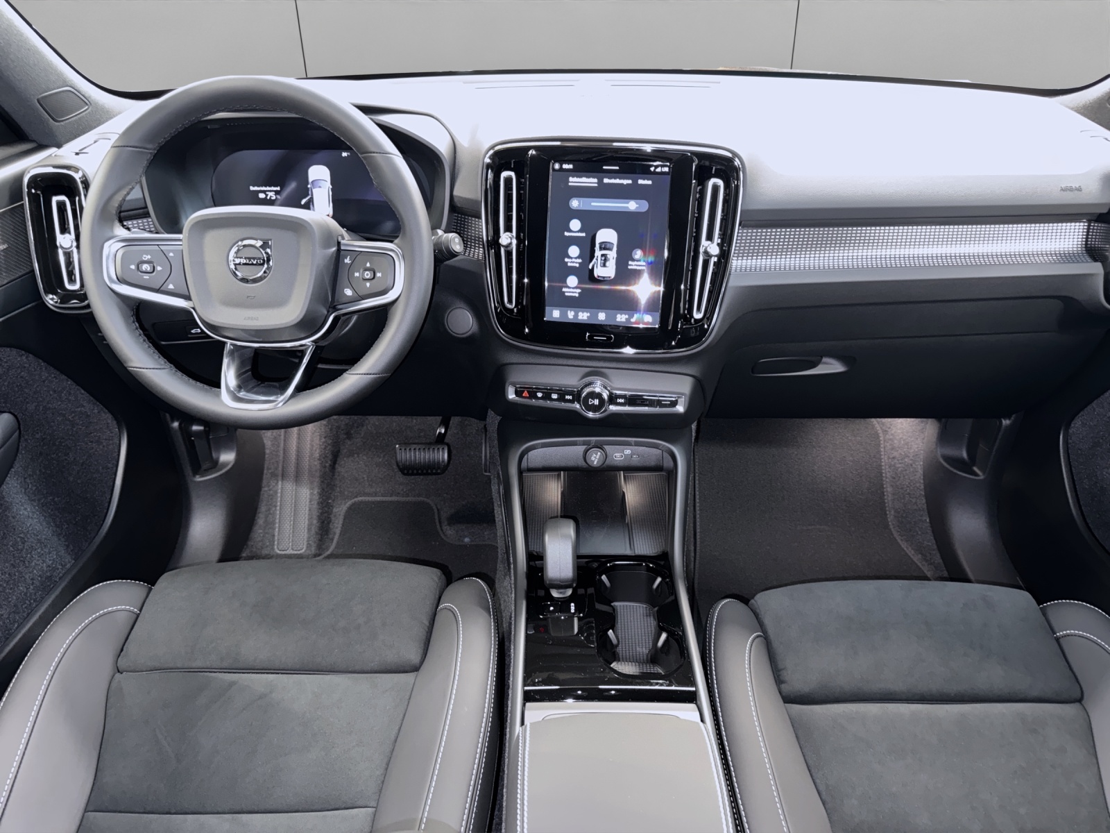 VOLVO EX40 Twin Plus AWD-image-7