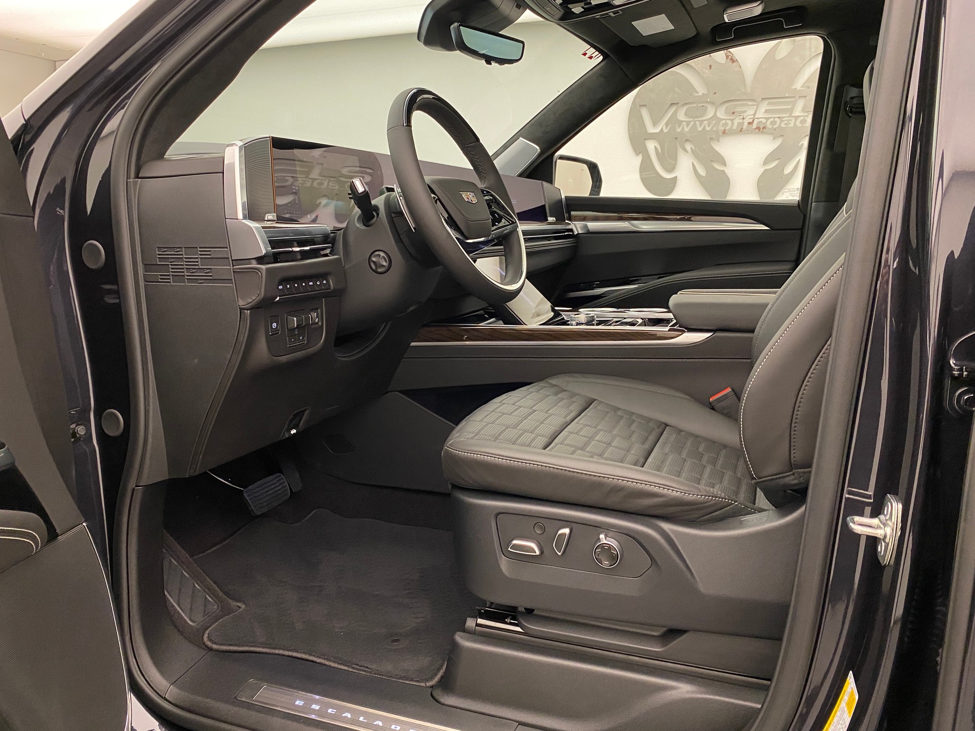 CADILLAC Escalade Sport Platinum 6.2 AWD-image-9