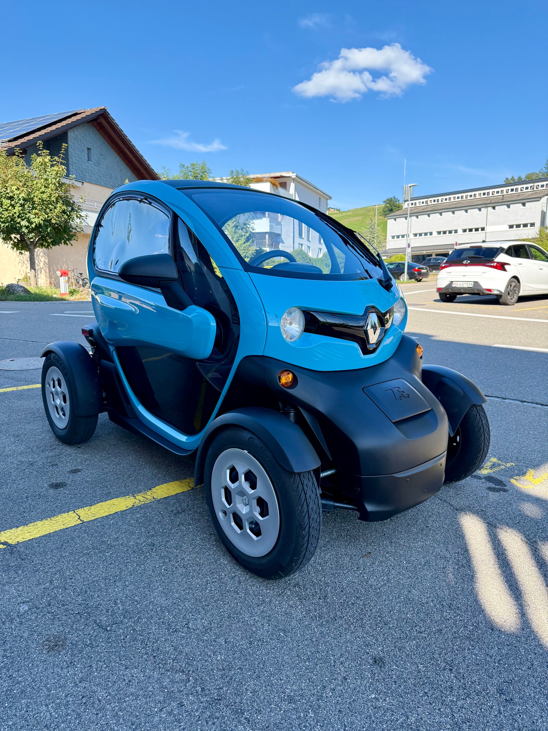 RENAULT Twizy Z.E. FP Sport Edition (incl. Battery)-image-5