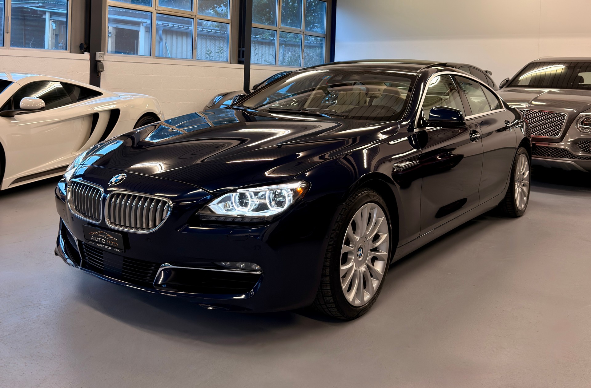 BMW 650i Gran Coupé xDrive Individual-showroom-element-2