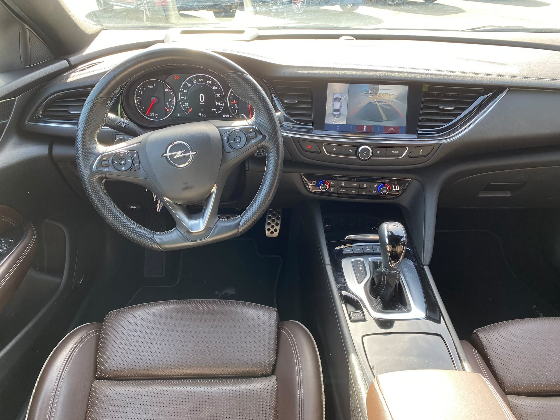 OPEL Insignia 2.0 T Grand Sport Excellence 4WD Automat.-image-9