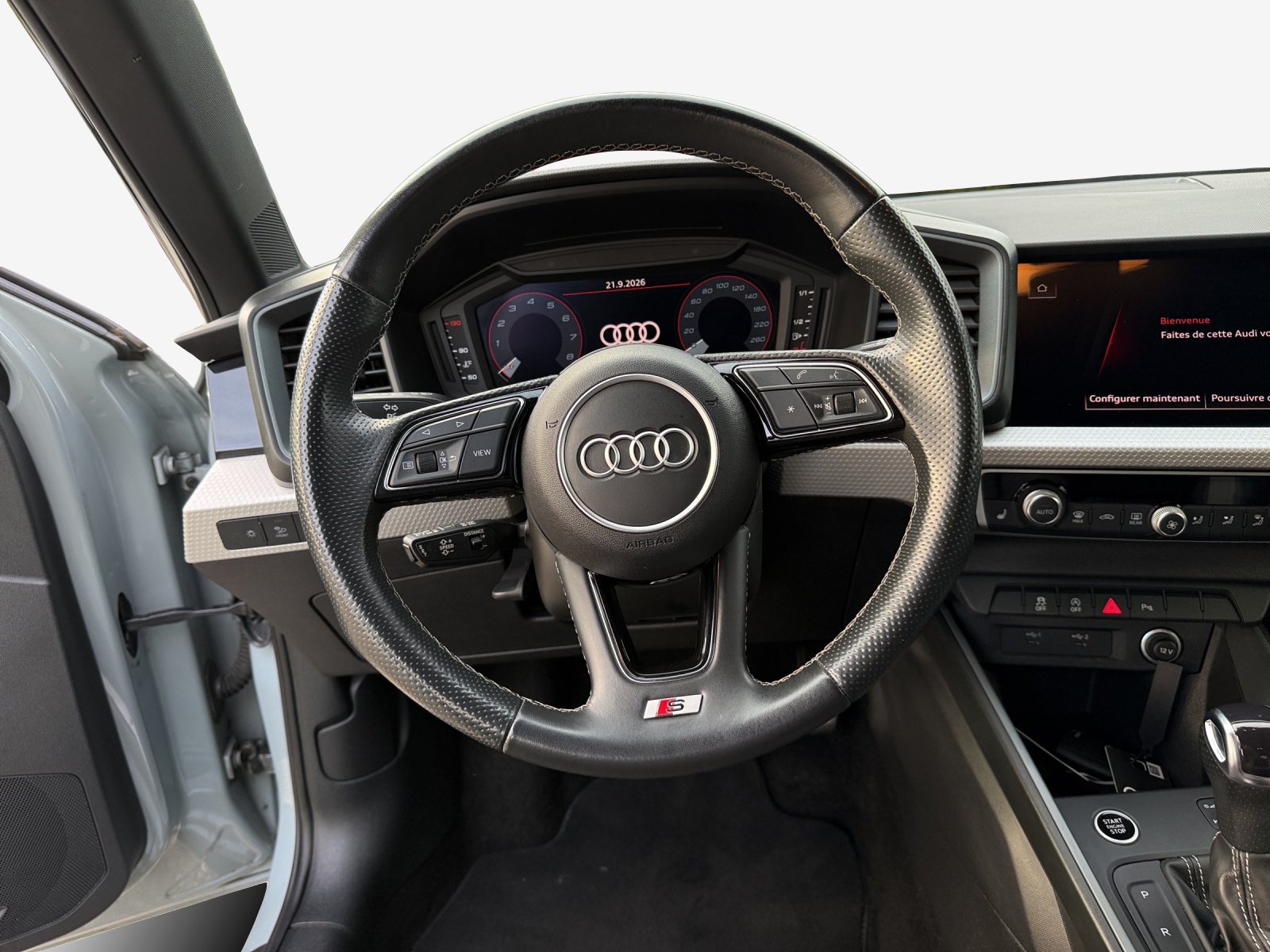 AUDI A1 Sportback 30 TFSI S Line Attraction S-tronic-image-9