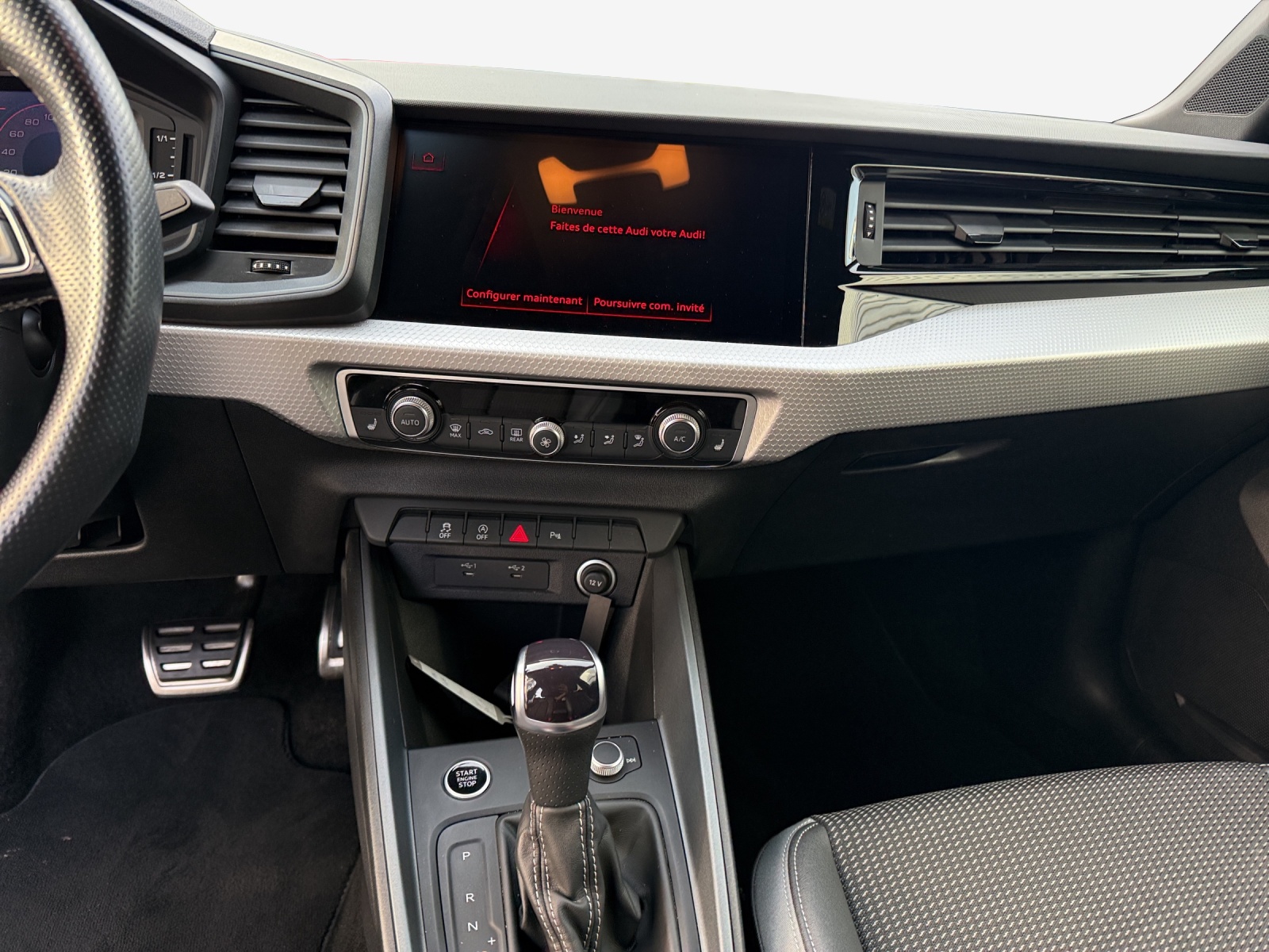 AUDI A1 Sportback 30 TFSI S Line Attraction S-tronic-image-10