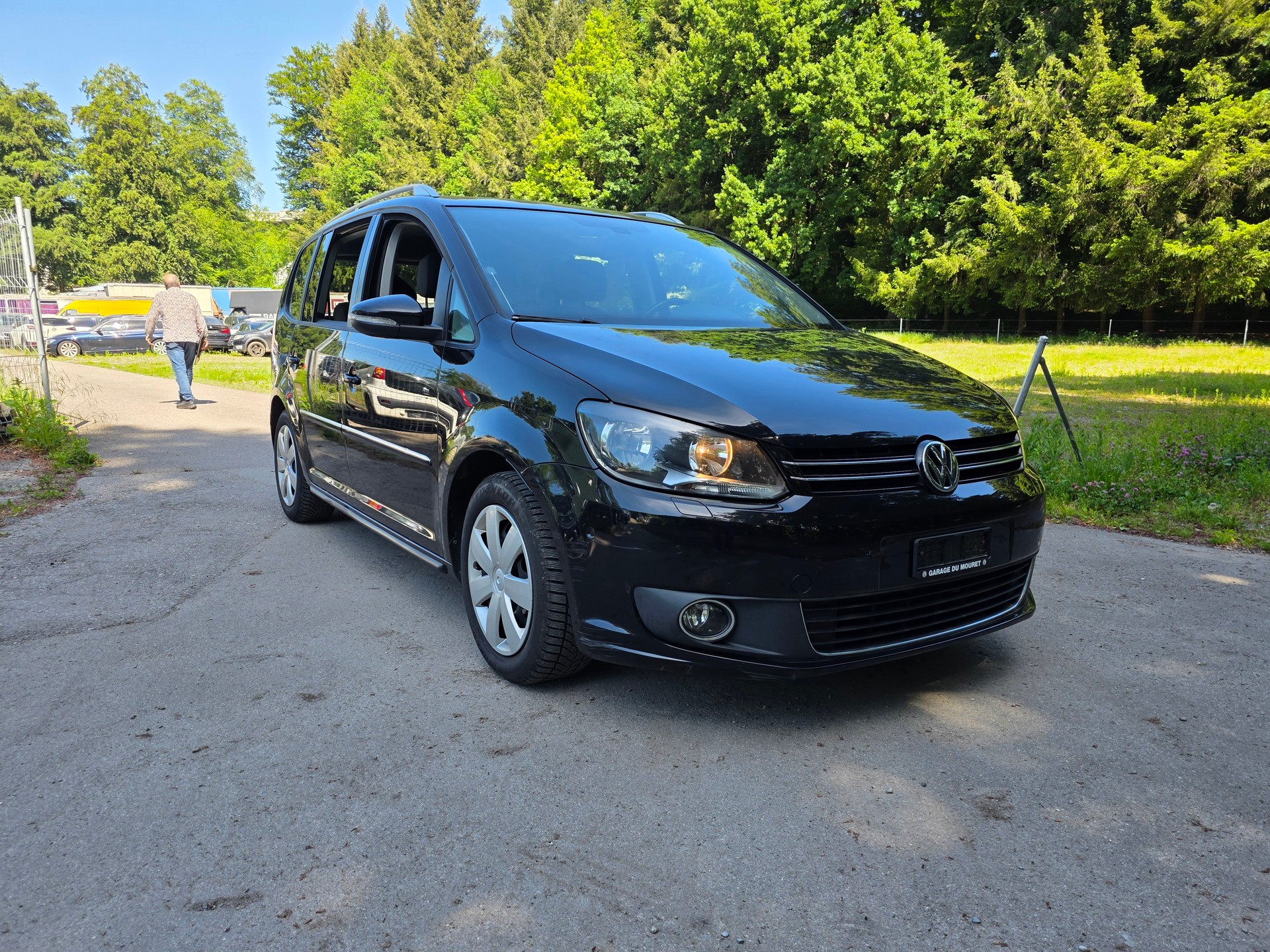 VW Touran 1.4 TSI Highline-image-1