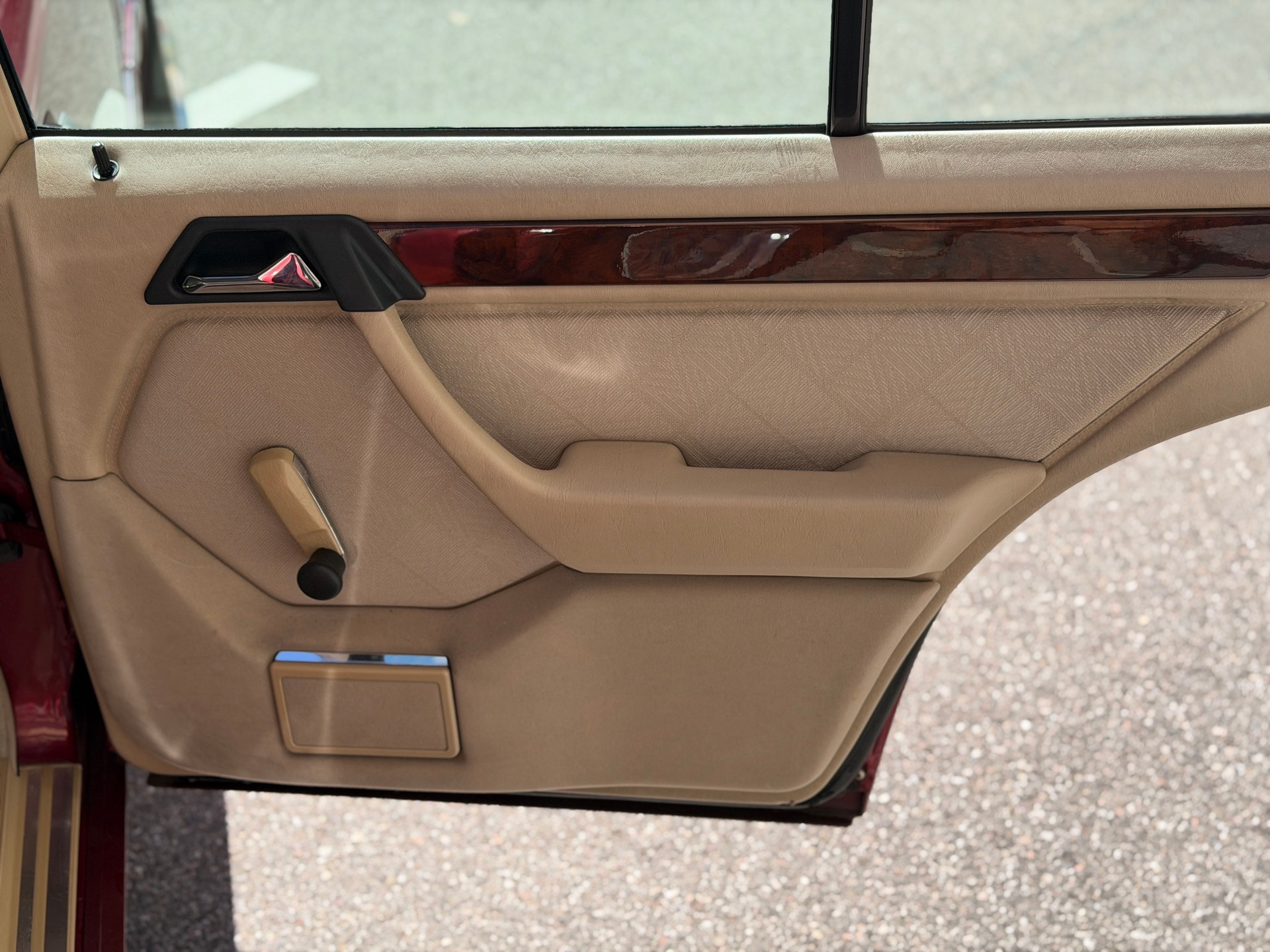 MERCEDES-BENZ E 280 Business Automatic-image-24