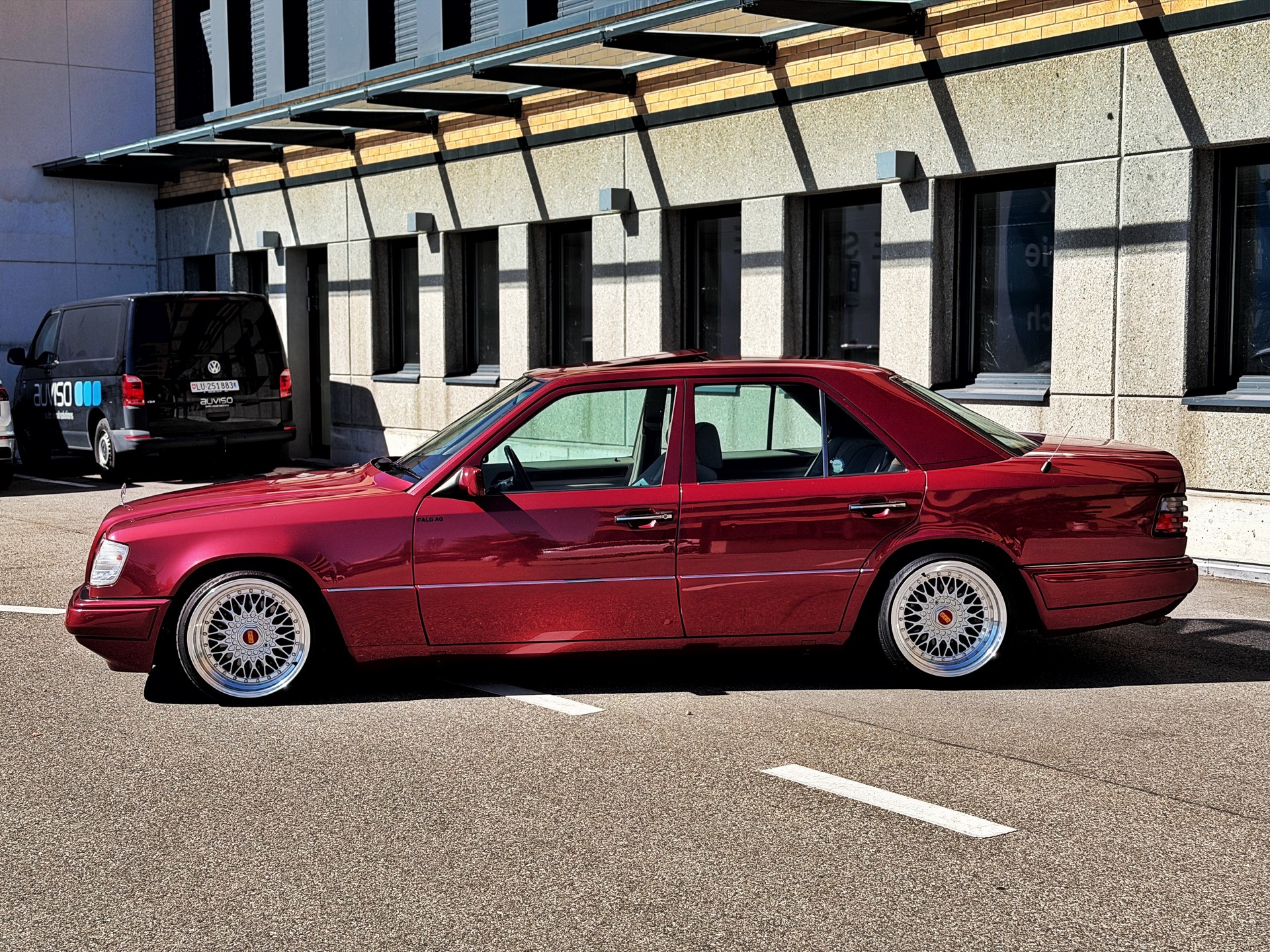 MERCEDES-BENZ E 280 Business Automatic-image-1