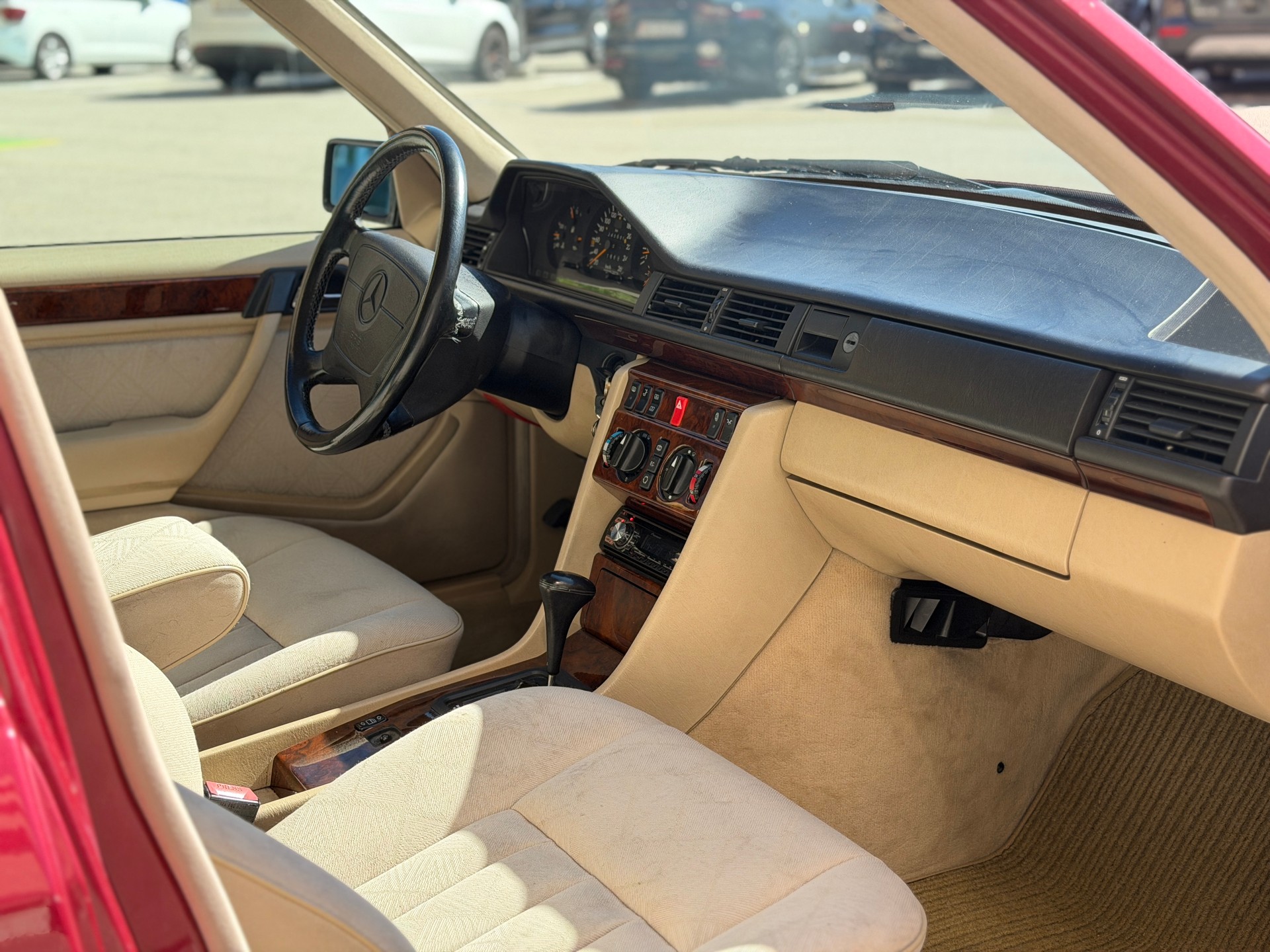MERCEDES-BENZ E 280 Business Automatic-image-22