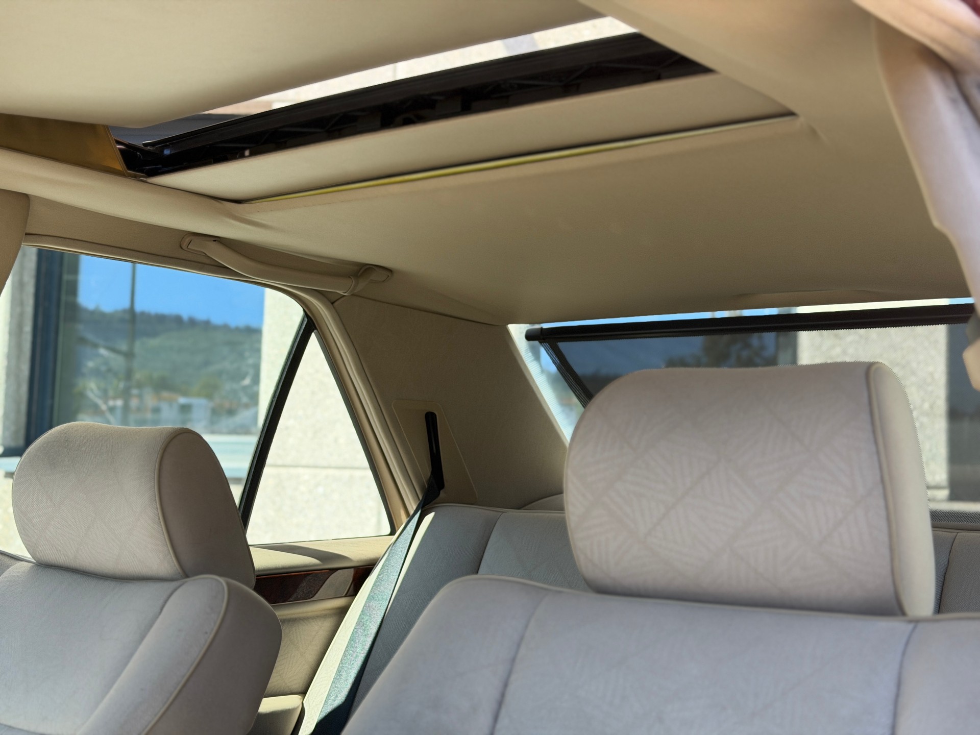 MERCEDES-BENZ E 280 Business Automatic-image-31
