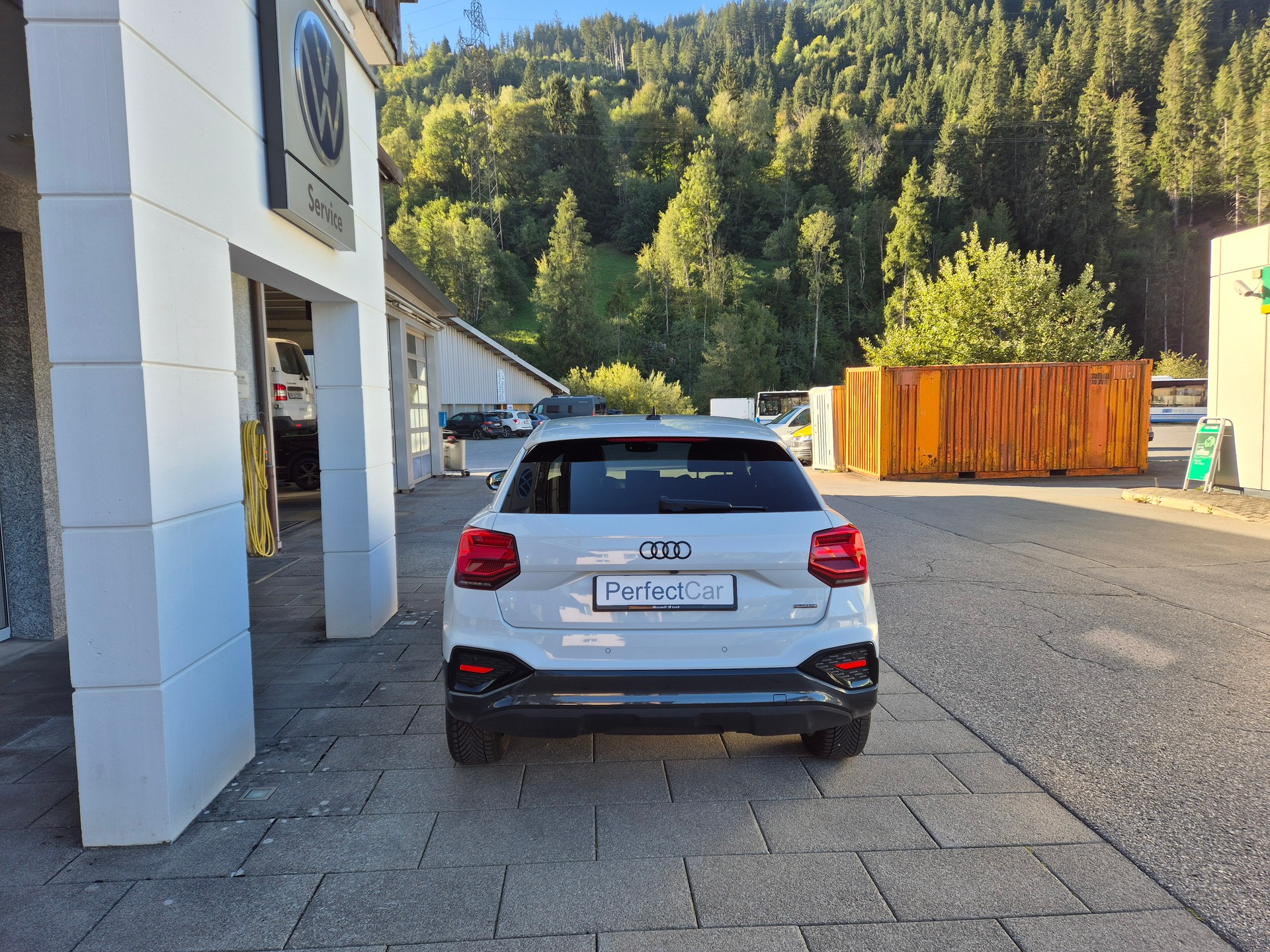 AUDI Q2 40 TFSI advanced Attraction quattro S-tronic-image-5