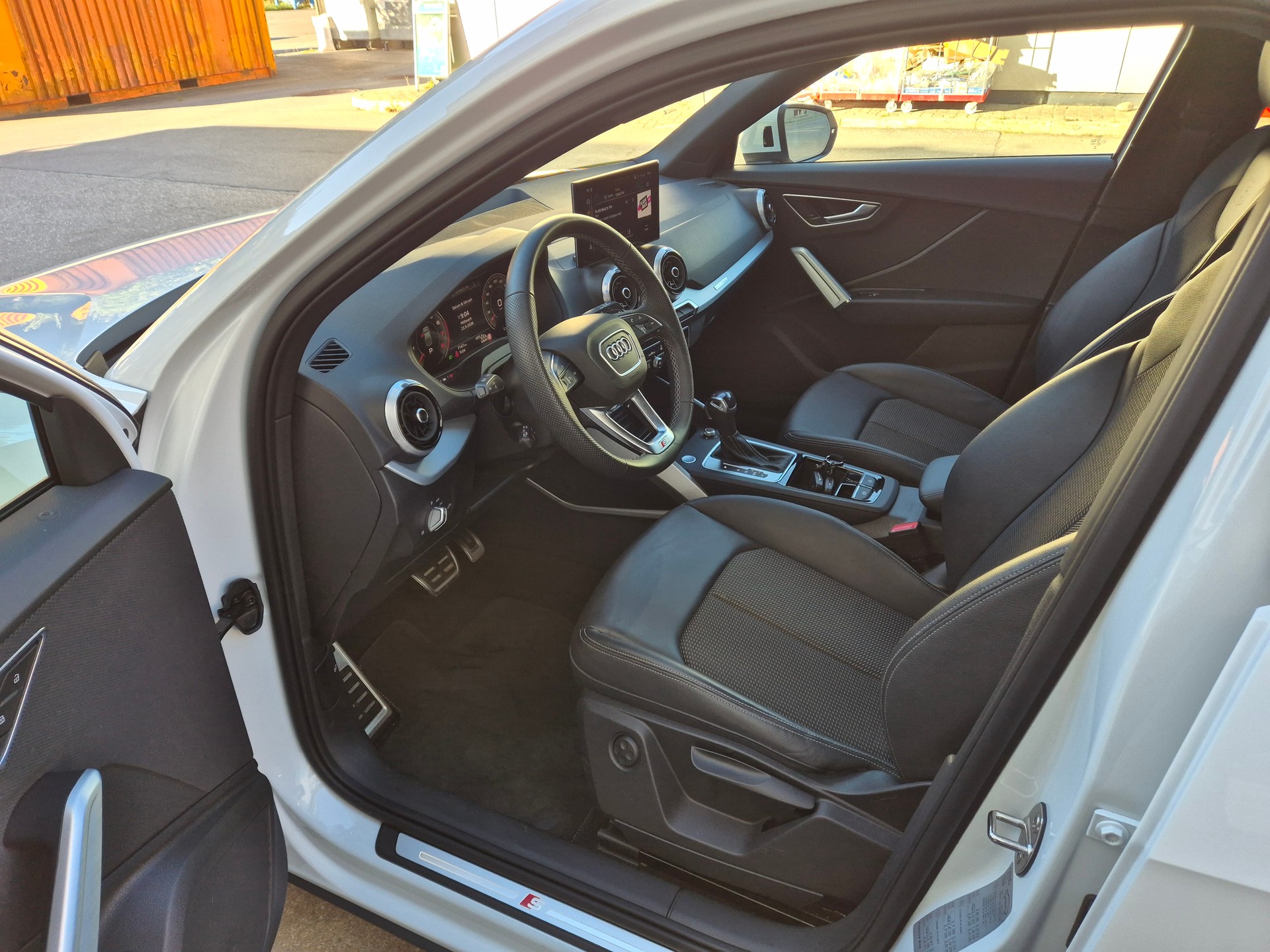 AUDI Q2 40 TFSI advanced Attraction quattro S-tronic-image-6
